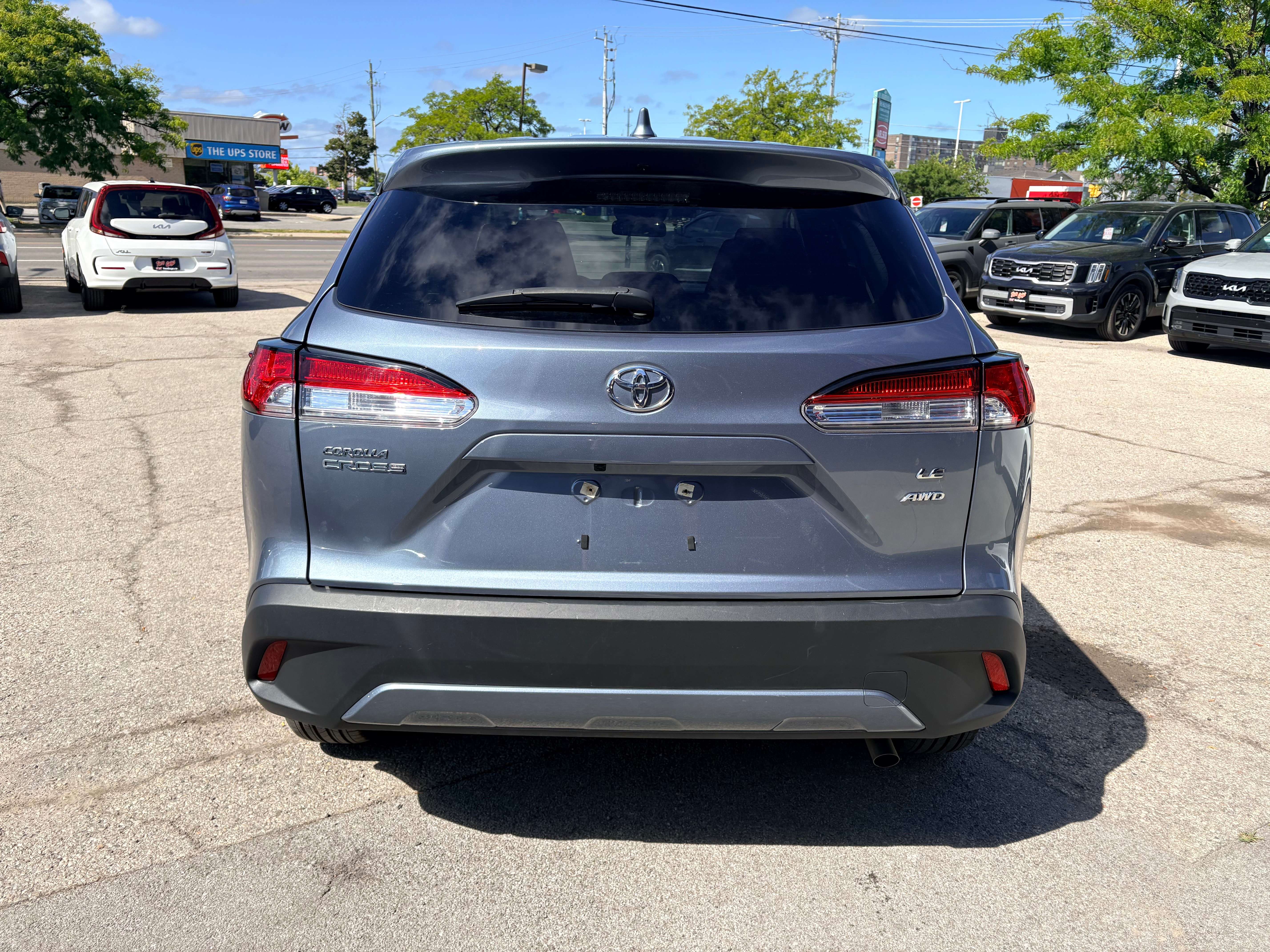 2024 Toyota Corolla Cross LE AWD Back Up Camera Heated Front Seats photo 7