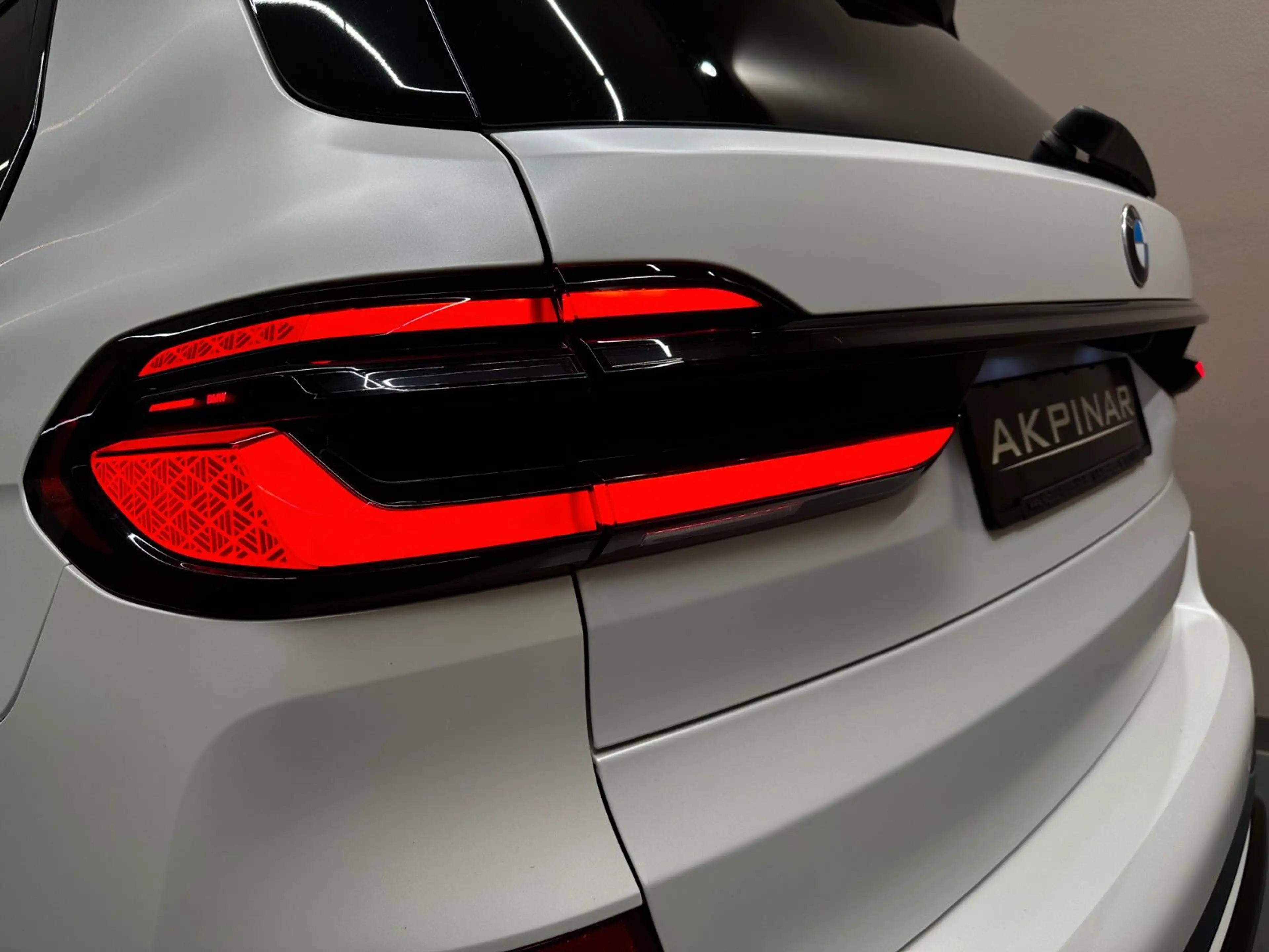 BMW X7 M i *AERODYNAMIK*SKY LOUNGE*AHK*EXKLUSIVE* — photo 8