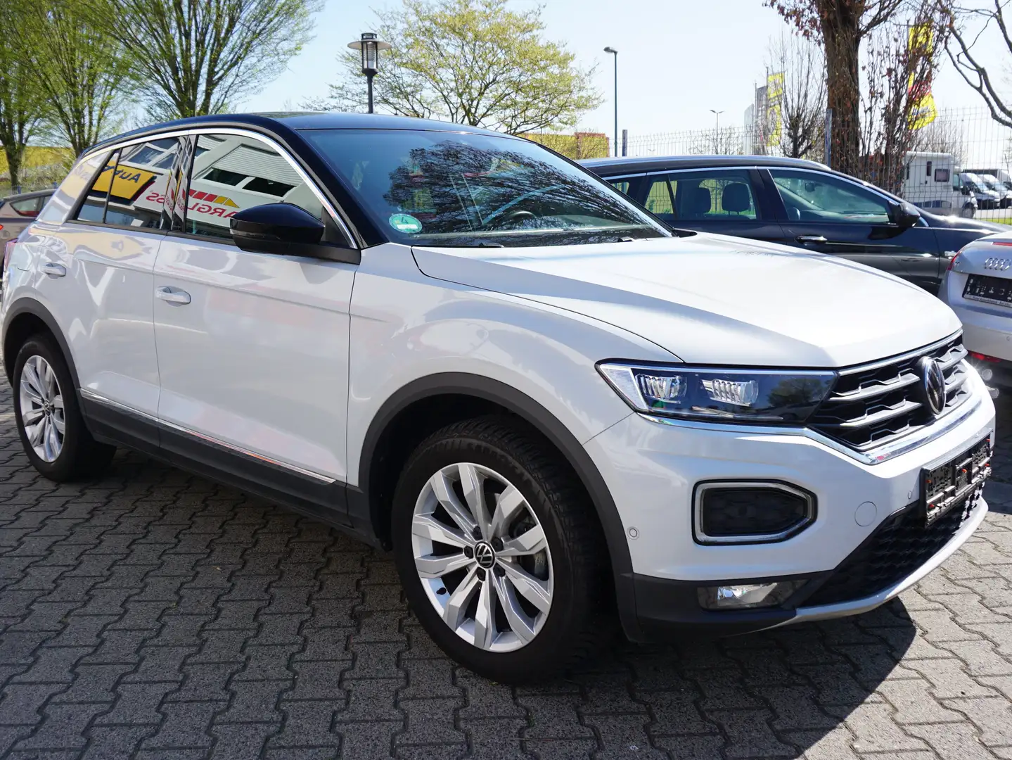 Volkswagen T-Roc Sport Grijs - 1