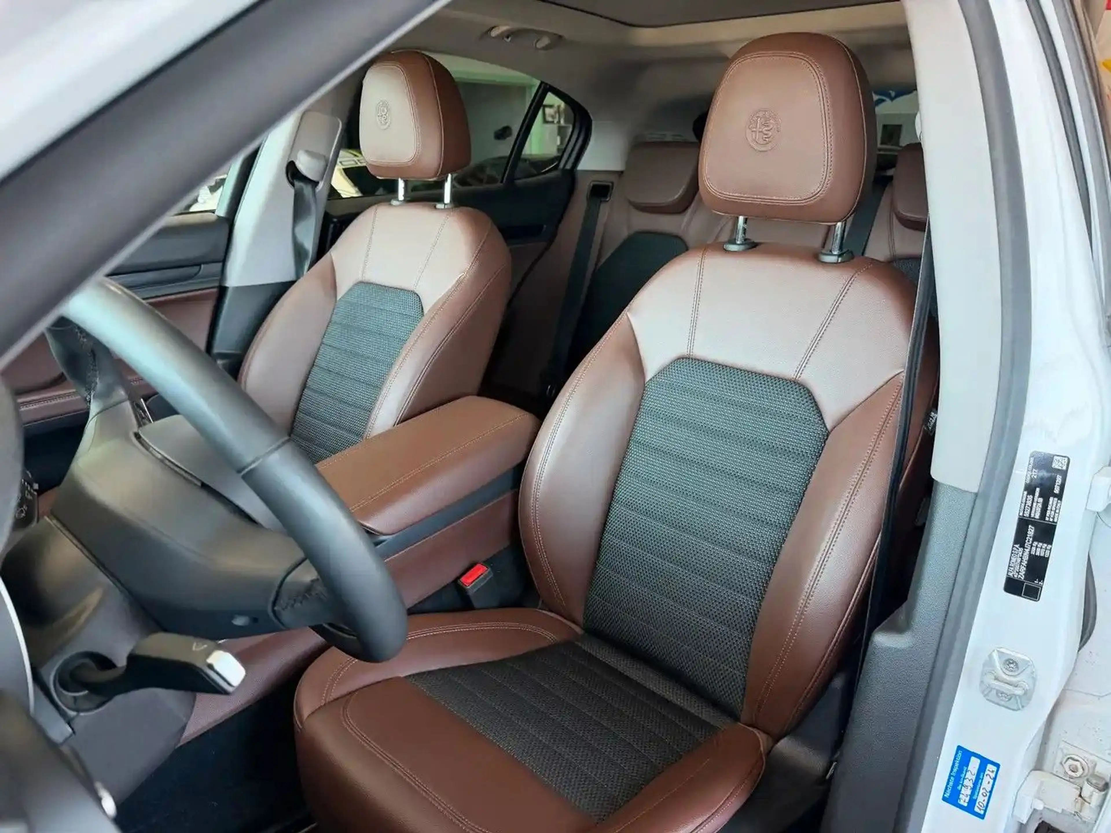 Alfa Romeo Stelvio Super Q4/ Veloce/Pano/ AHK/Memory Sitze — photo 13