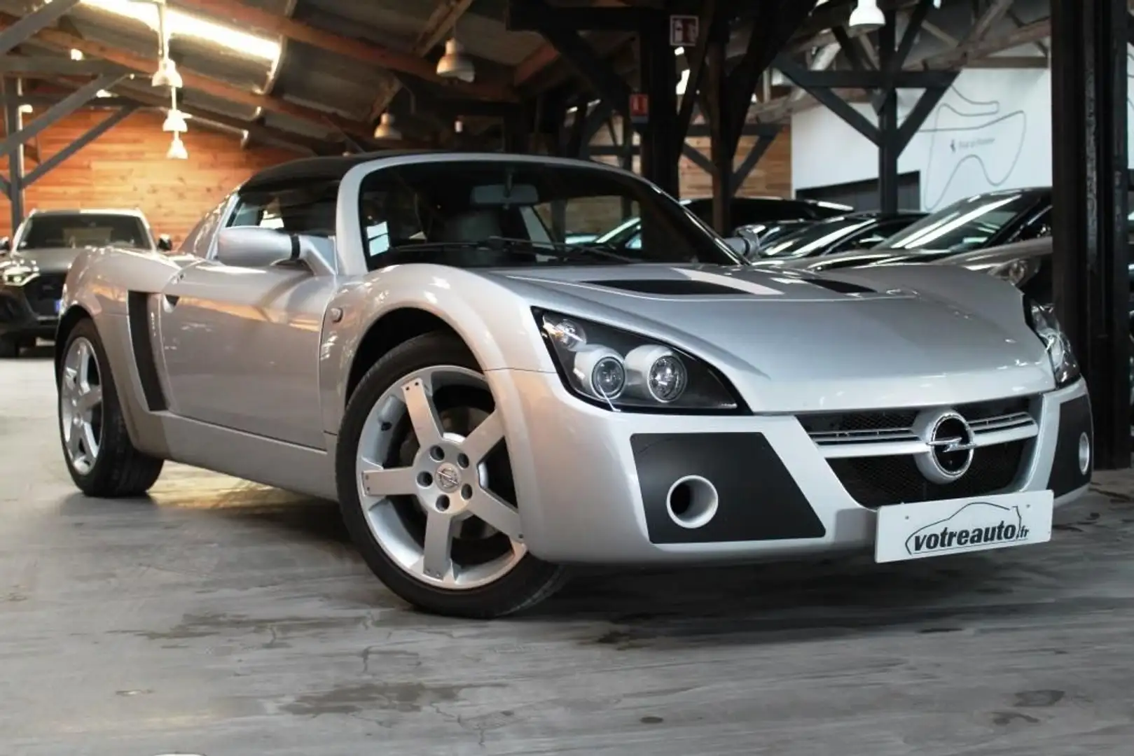 Opel Speedster 2.2 147 Grijs - 1