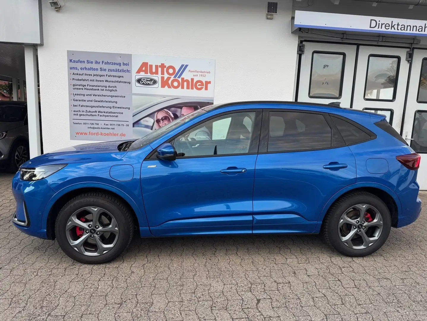 Ford Kuga Plug-in-Hybrid ST-Line X (viele Extras) Bleu - 2