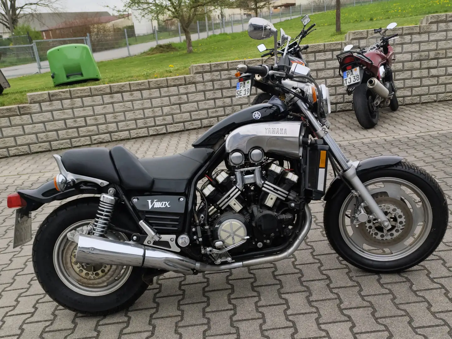 Yamaha Vmax Negru - 1