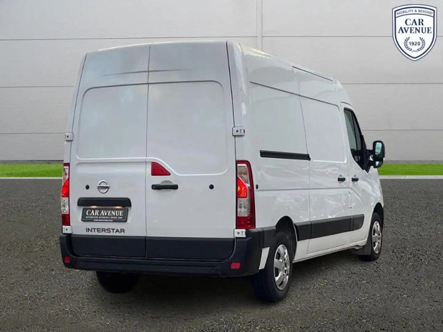 Nissan Interstar L2H2 3t5 2.3 dCi 135ch N-Connecta Blanc - 2