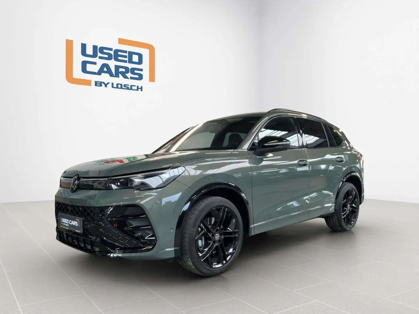 Volkswagen Tiguan R-Line+DSG+Black-Style+Pano+AHK Vert - 1