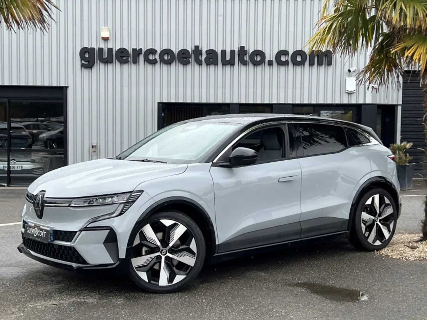 Renault Megane E-TECH ELECTRIC EV60 220CH EQUILIBRE OPTIMUM CHARG Gris - 1