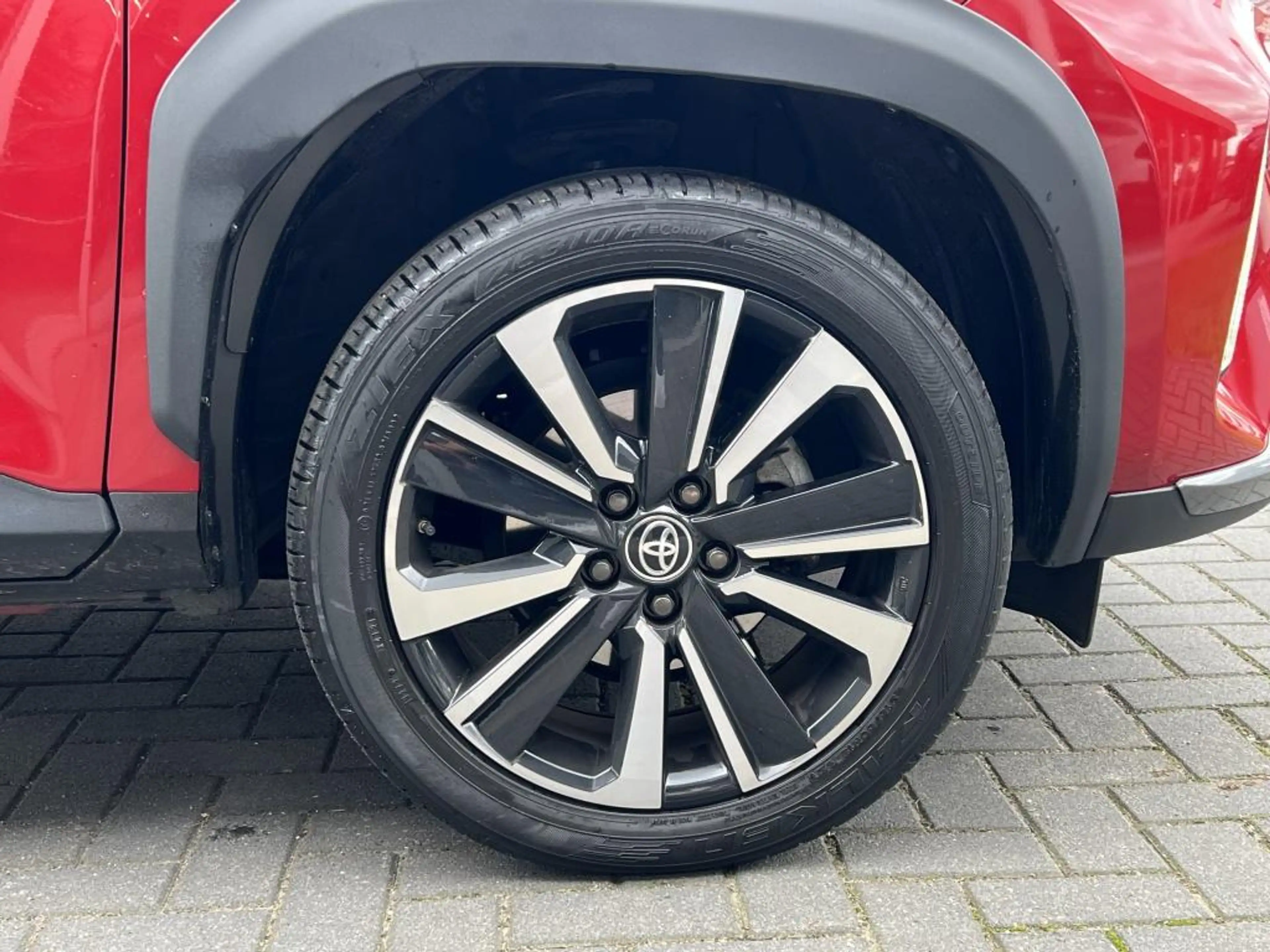 Toyota Yaris Cross 1.5 Hybrid Launch Edition | Trekhaak, JBL, Panoram — photo 12