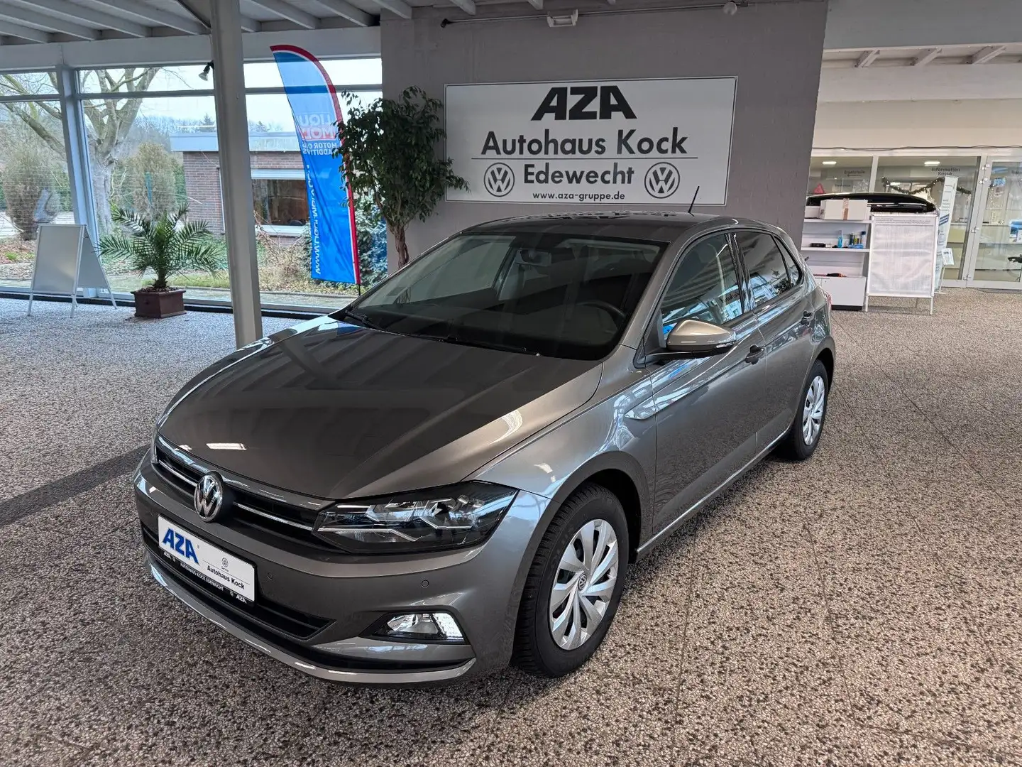 Volkswagen Polo 1,0 TSI DSG Comfortline Grau - 1