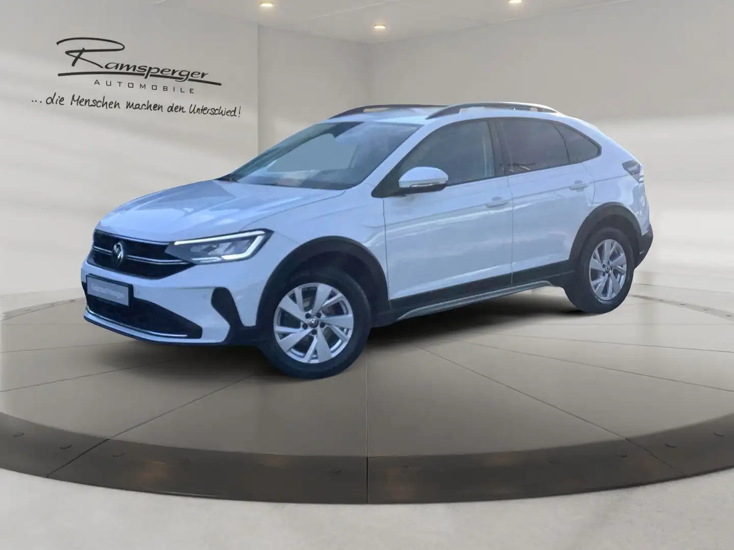 Volkswagen Taigo 1.0 TSI DSG Life ACC LED Navi SHZ PDC Weiß - 2