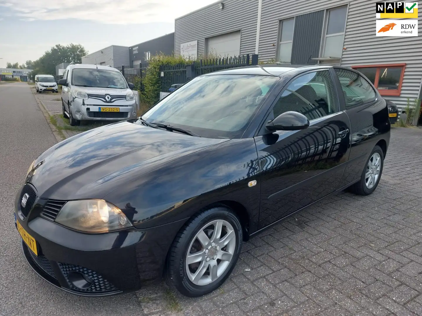 SEAT Ibiza 1.4-16V Sensation 3 deurs + climate control Negro - 1