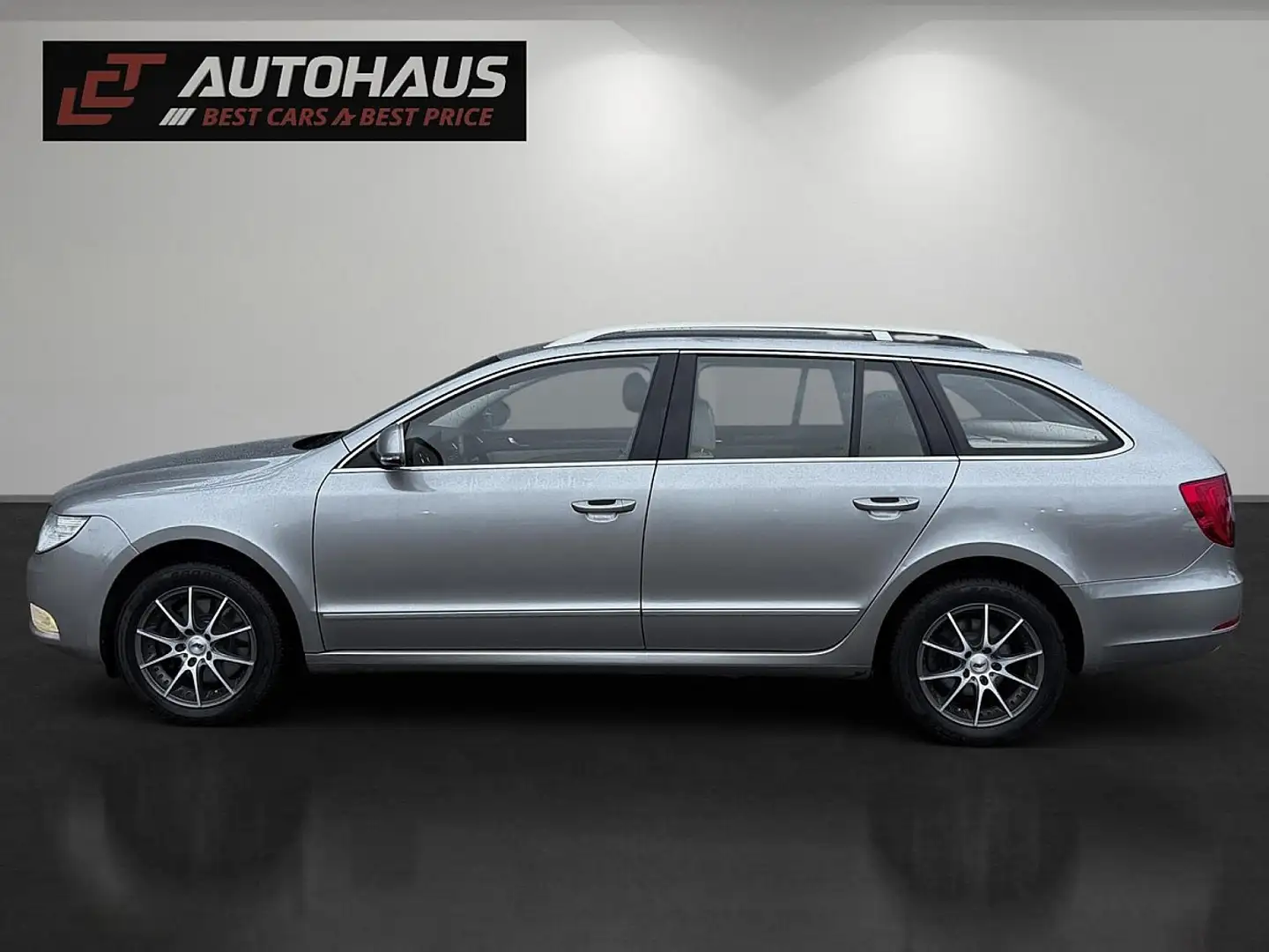 Skoda Superb Combi Elegance 2,0 TDI | 1.BESITZ | | GEPFLEGTE... Braun - 2