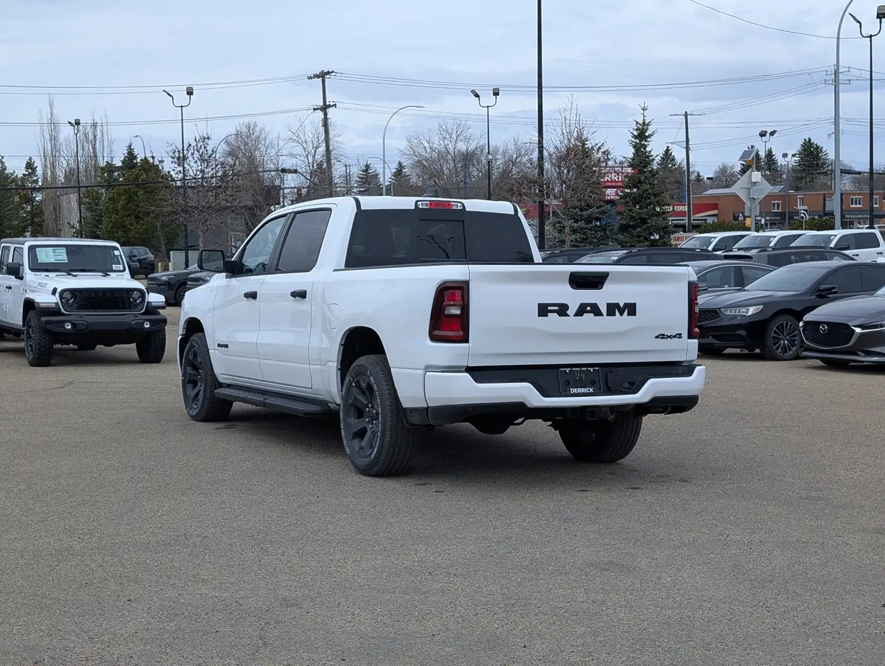 RAM 1500 снимка RAM 1500