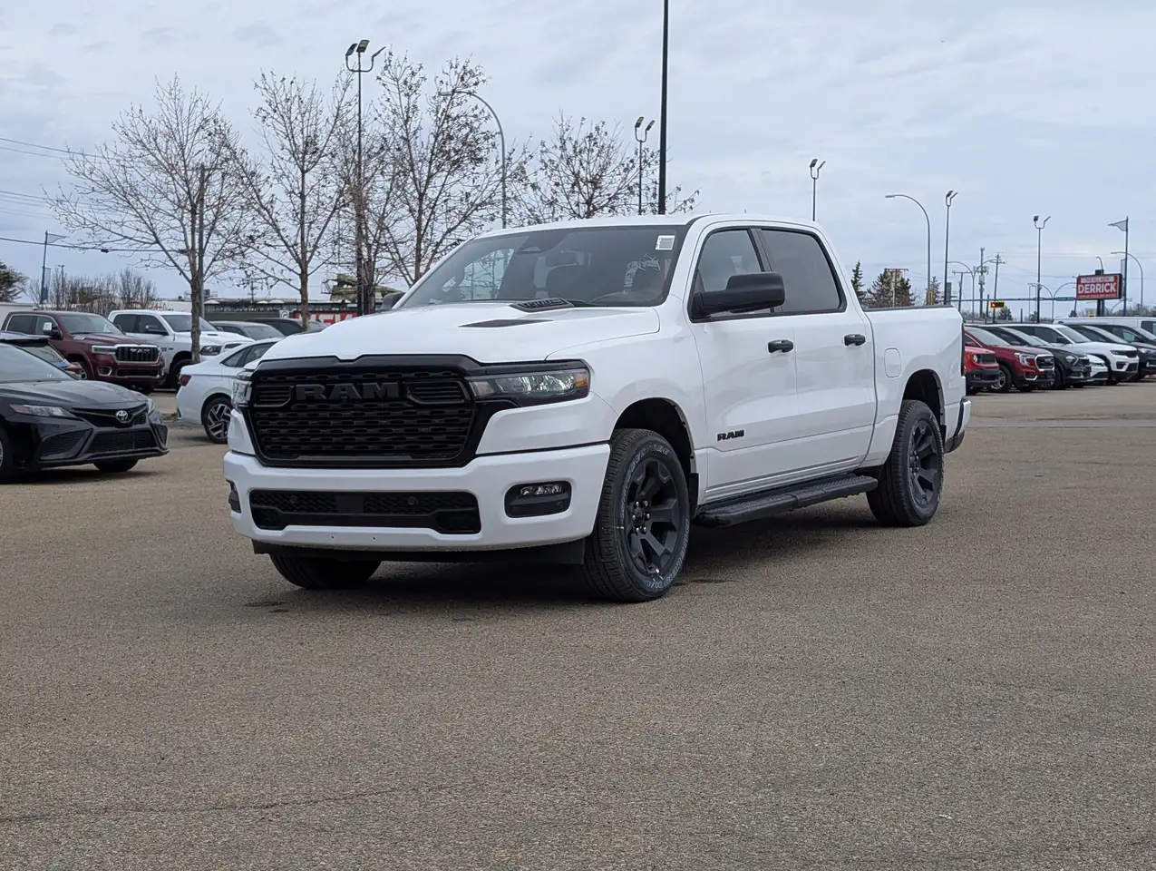 RAM 1500 снимка RAM 1500