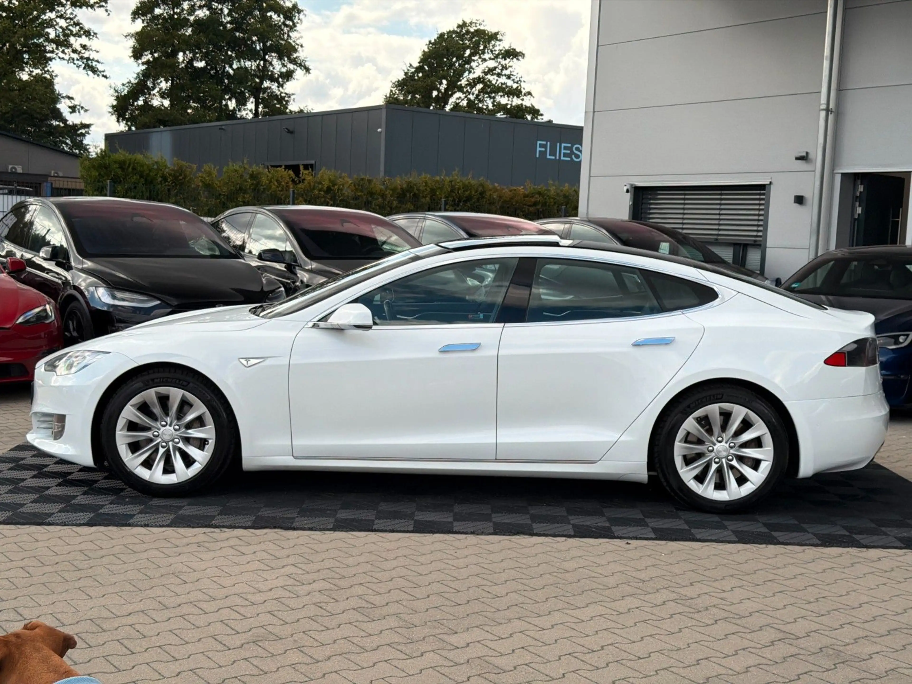 Tesla Model S MODEL S75 | FREE SUPERCHARGER SC01 | CCS | MCU2 — photo 5