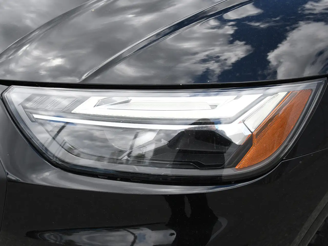 Audi Q5 снимка Audi Q5