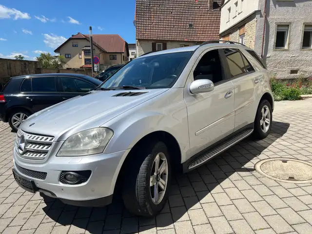 Mercedes-Benz ML 420 ML 420 CDI *AHK*AMGPaket*ESP*Navi*ETS*Klima*ADS*