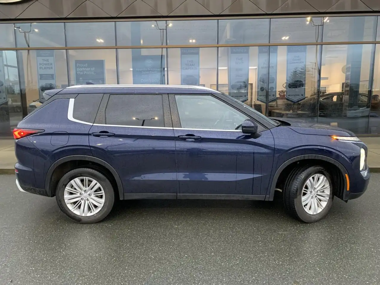 Mitsubishi Outlander снимка Mitsubishi Outlander