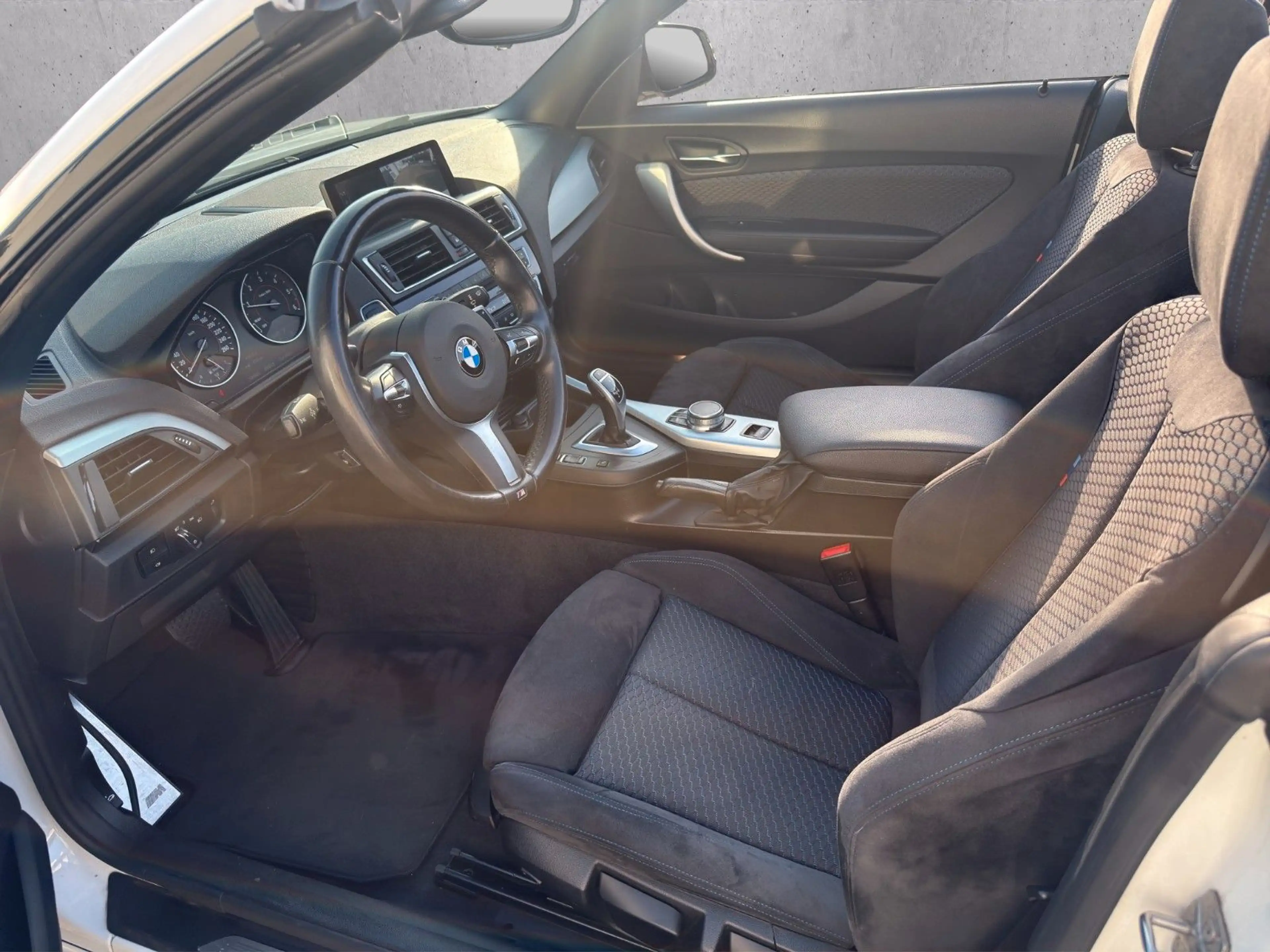 BMW 220 d Cabrio M Sport Sportpaket Navi Soundsystem — photo 9