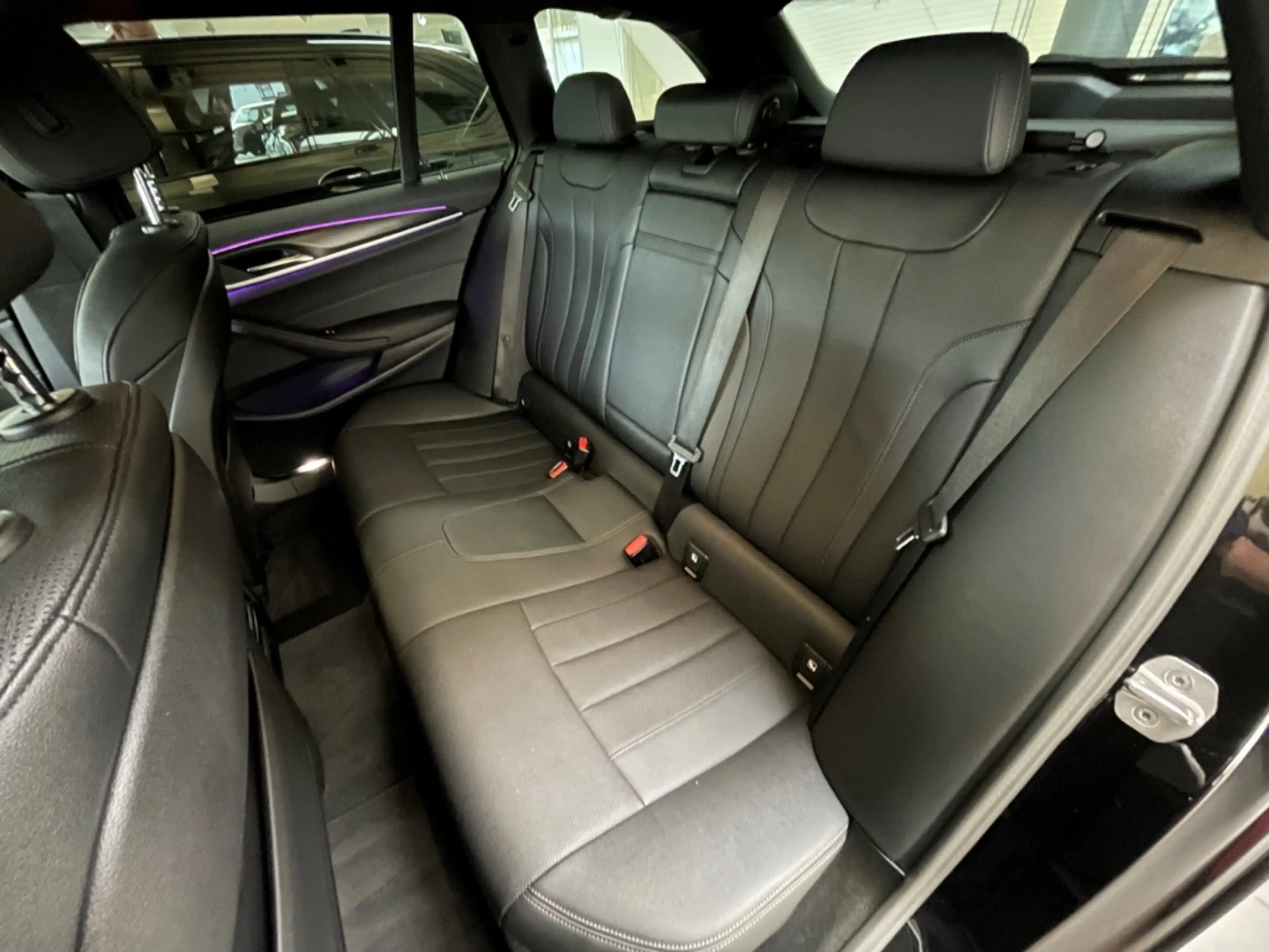 BMW 520 d xDrive Touring M Sport AHK ACC RFK Driv.Ass — photo 11