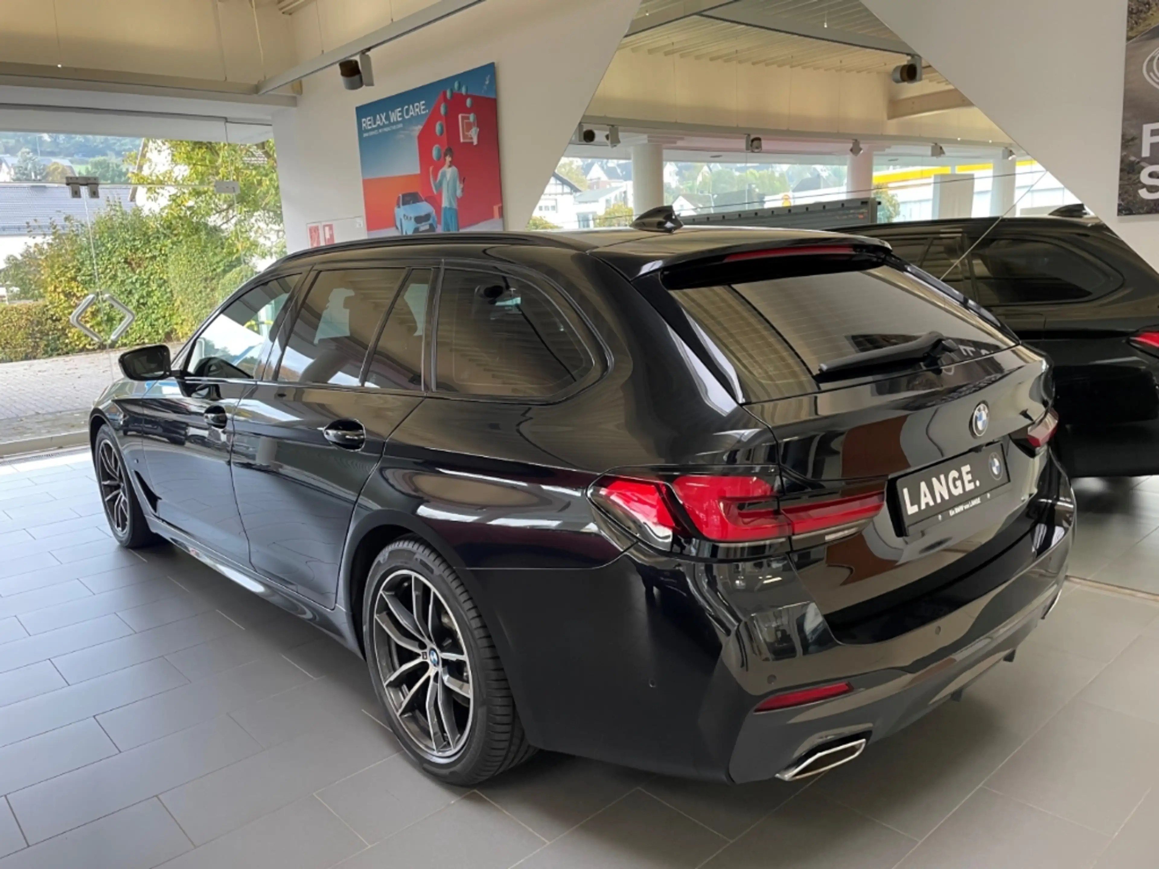 BMW 520 d xDrive Touring M Sport AHK ACC RFK Driv.Ass — photo 4