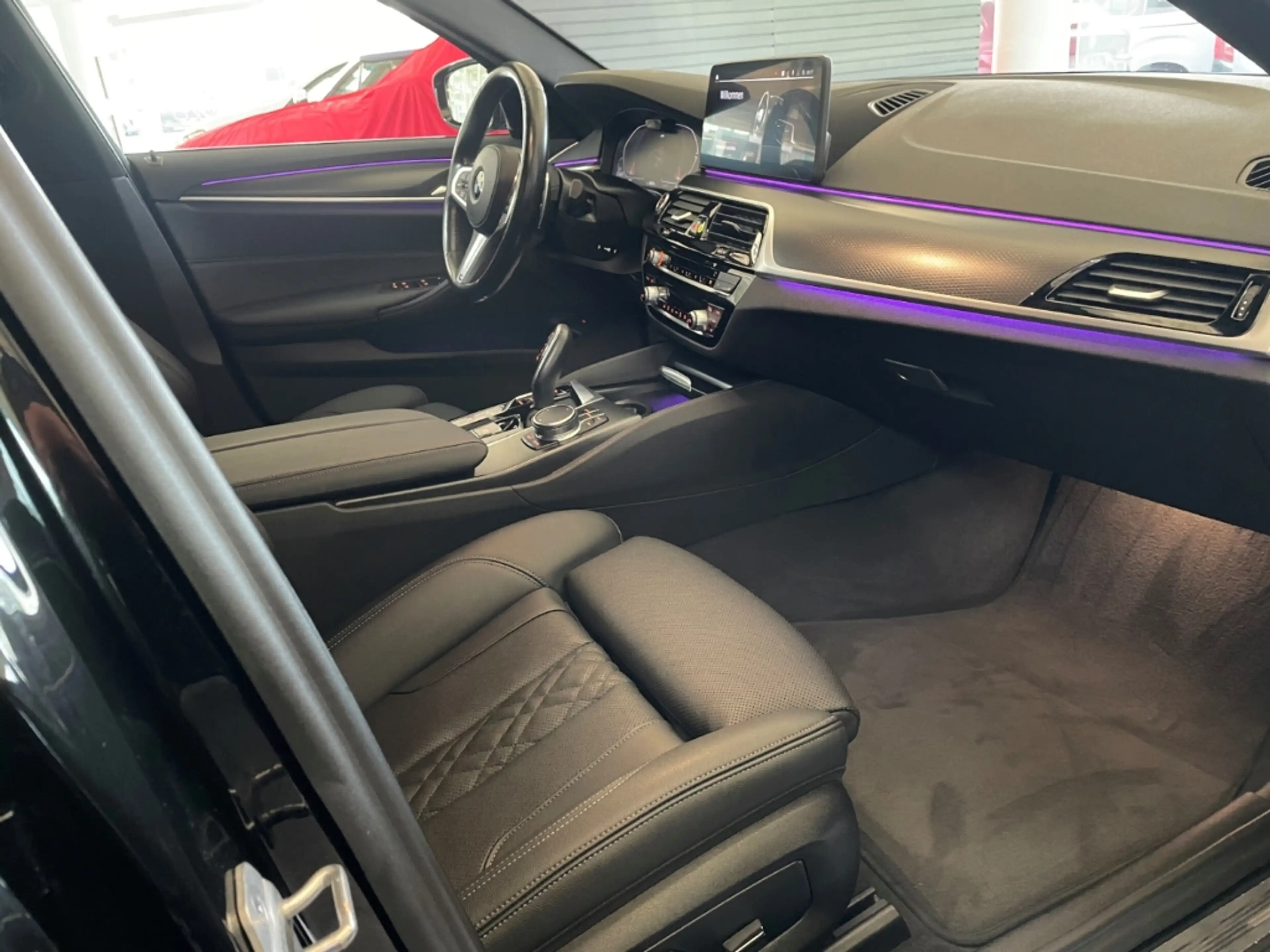 BMW 520 d xDrive Touring M Sport AHK ACC RFK Driv.Ass — photo 9