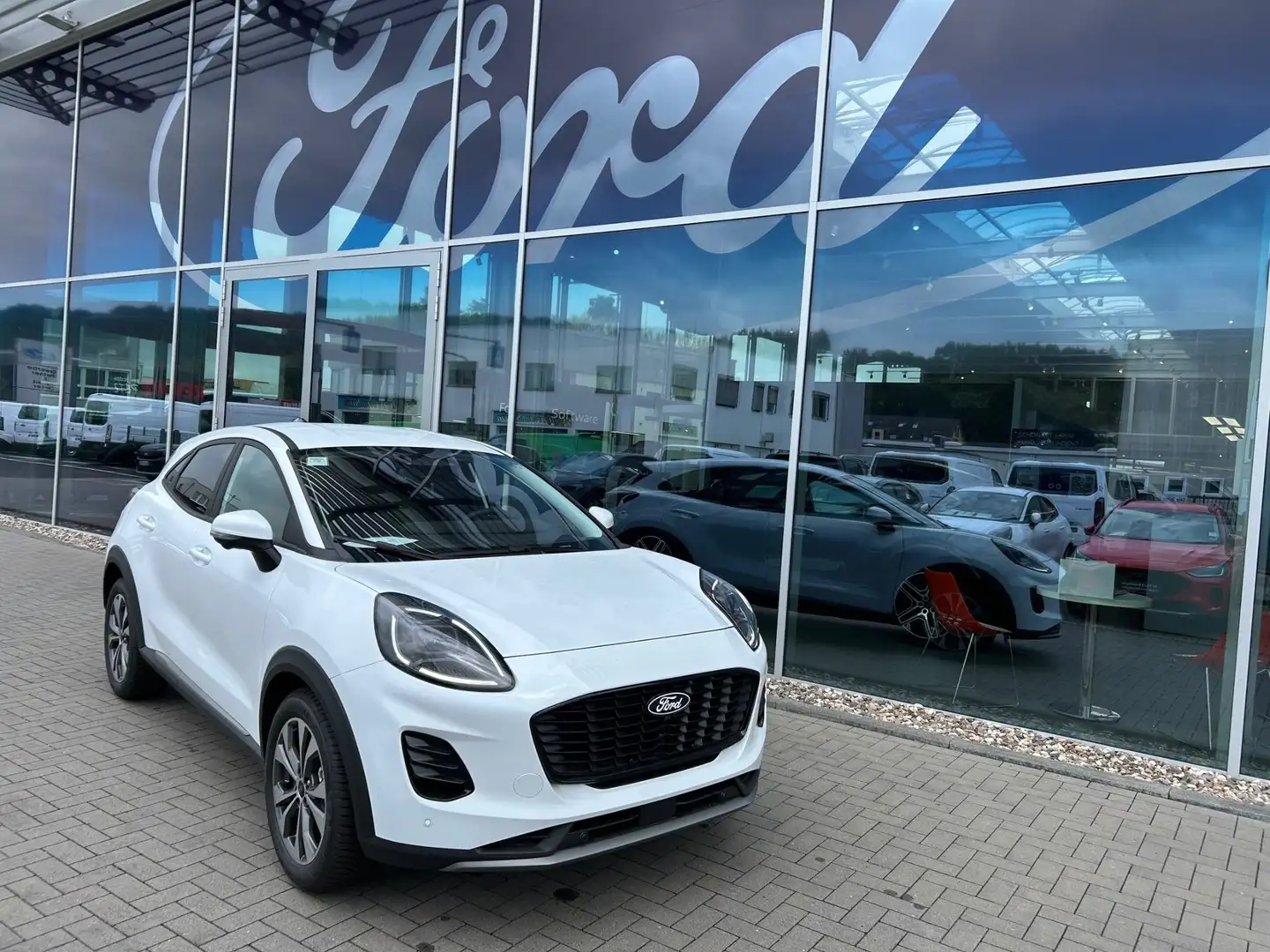 Ford Puma TITANIUM *GJR *AHK Wit - 1