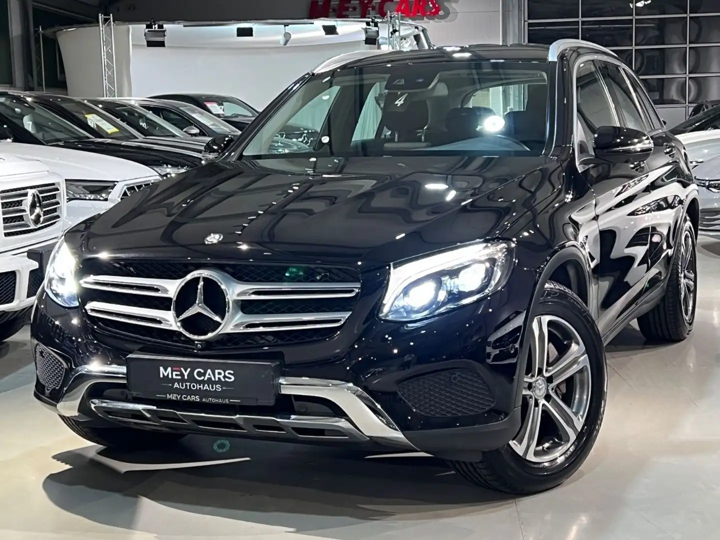 Mercedes-Benz GLC 220 d 4Matic*Navi*360 Kamera*AHK*1 Hand* Schwarz - 1