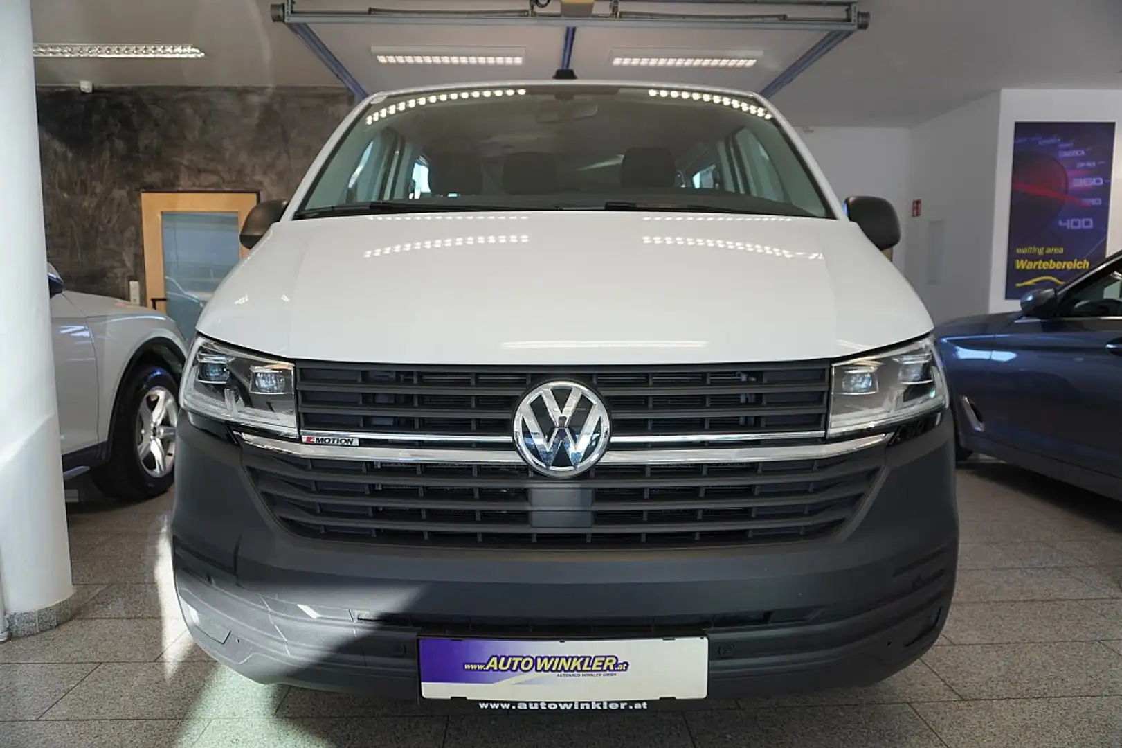 Volkswagen T6.1 Kombi LR 2,0 TDI 4Motion LED/Komfort/PDC Alb - 2