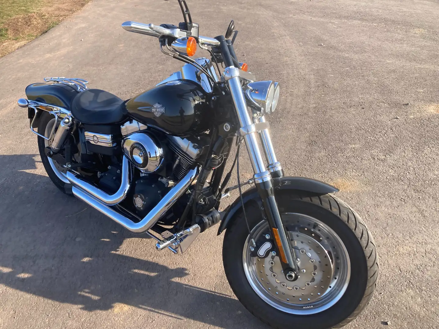 Harley-Davidson Dyna Fat Bob Negro - 2