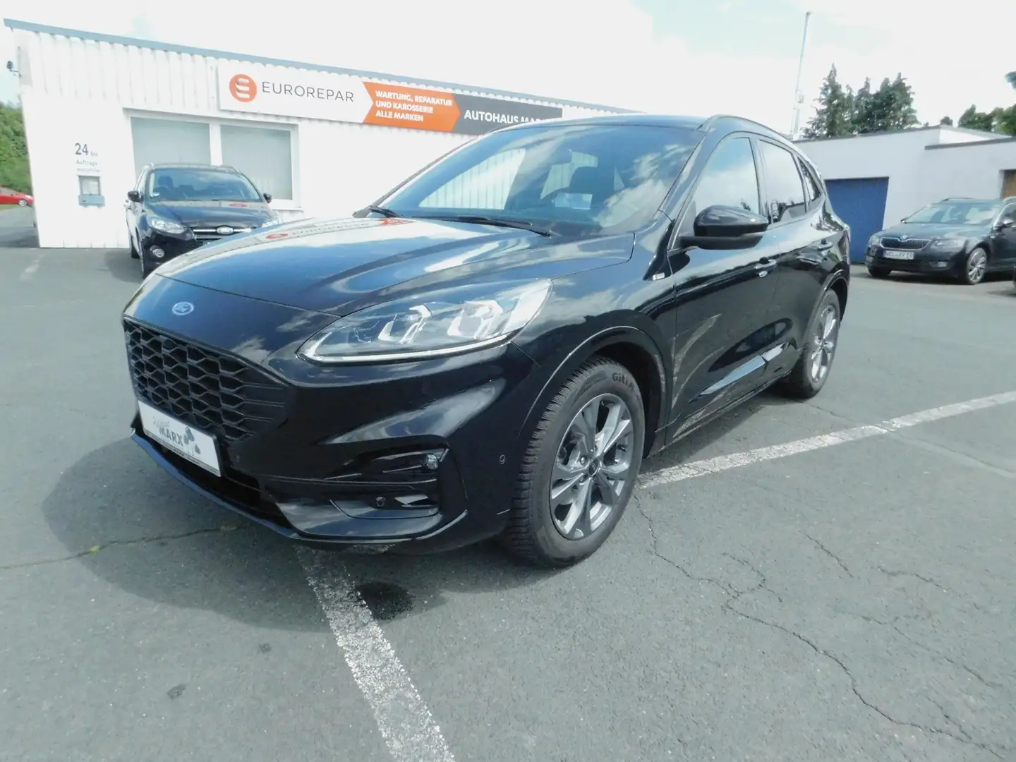 Ford Kuga ST-Line Automatik Schwarz - 1
