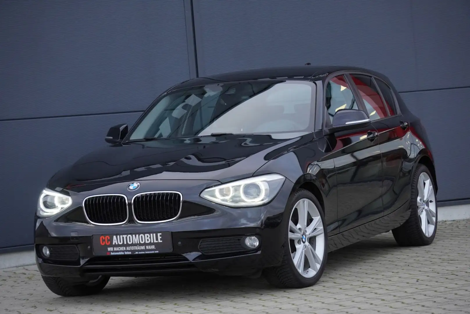 BMW 116 i Neues Modell+Navi+18Zoll+LED+Sitzheizung+ Schwarz - 2