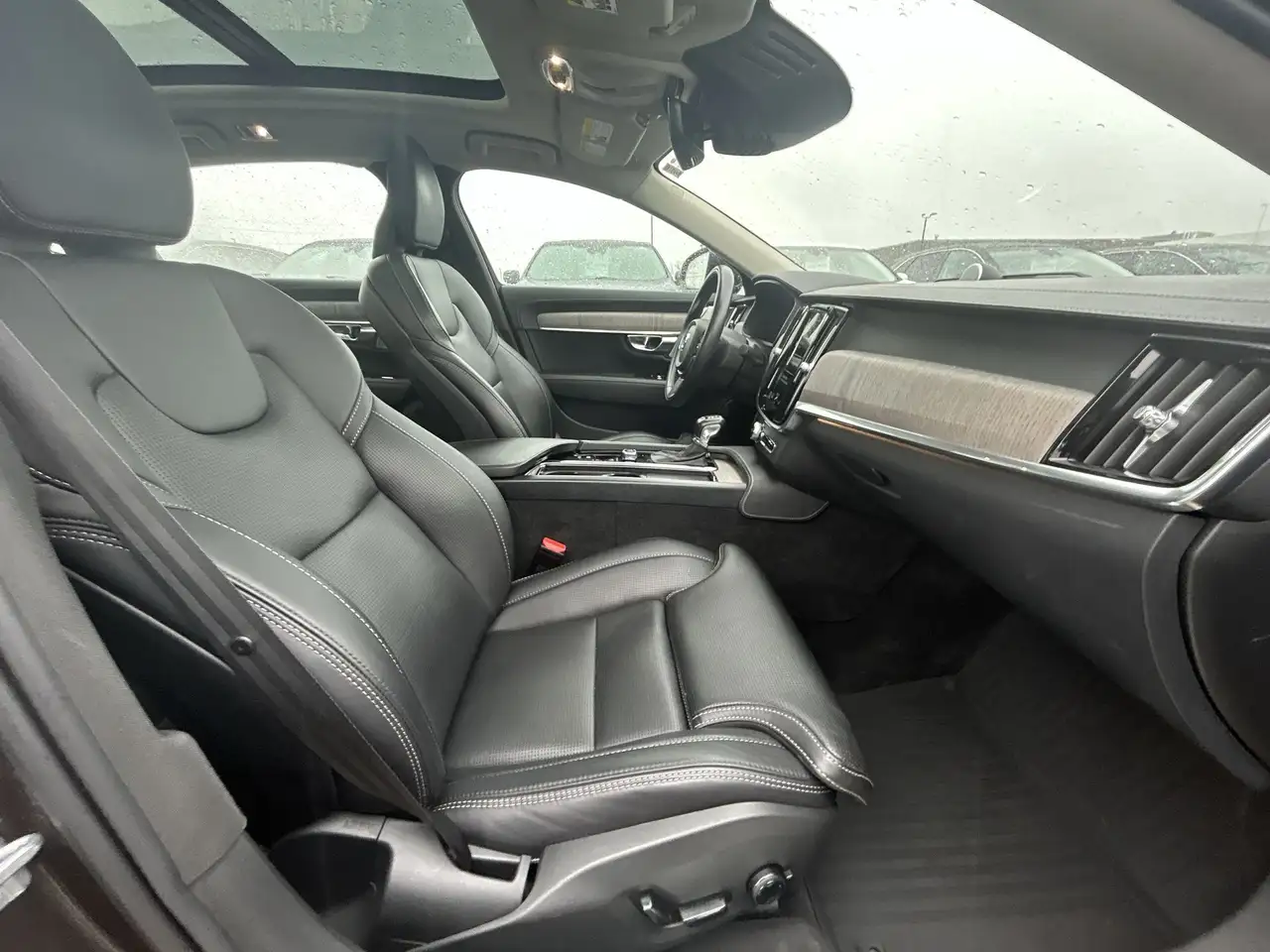 Volvo S90 снимка Volvo S90