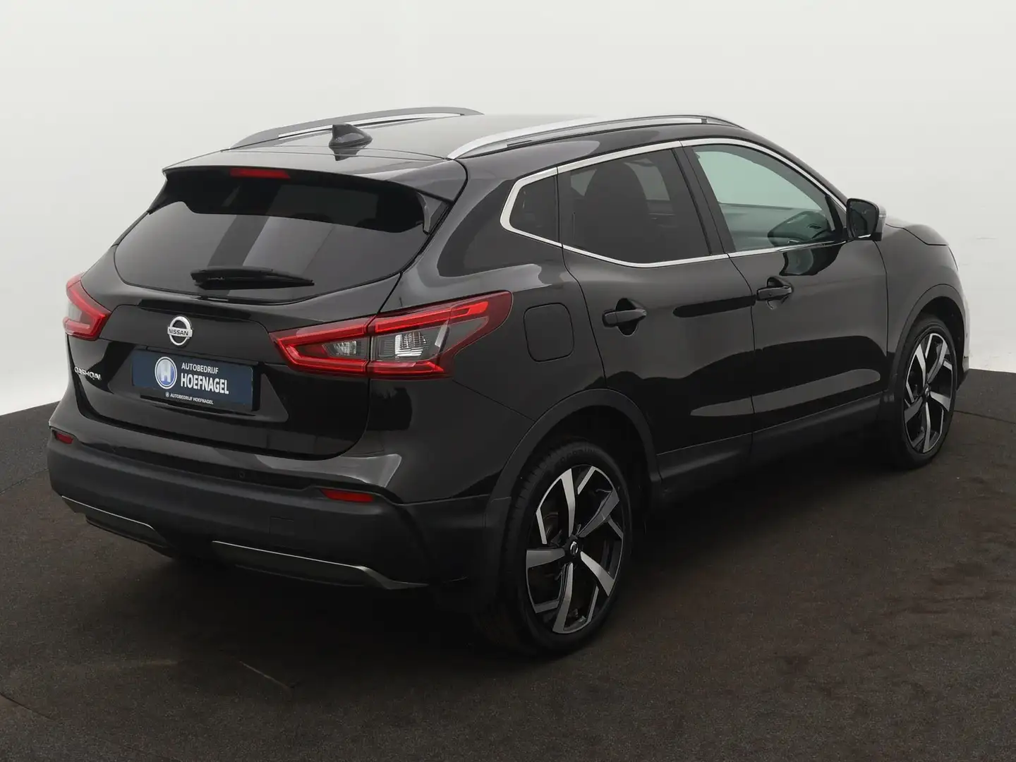 Nissan Qashqai 1.3 DIG-T Tekna + Automaat | Panoramadak | Stoelve Negro - 2