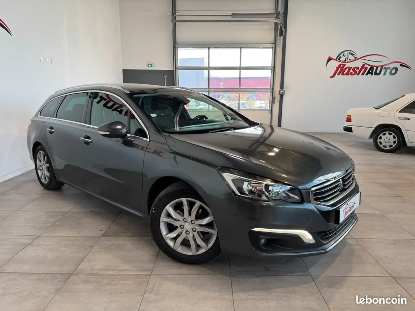 Peugeot 508 THP EAT6 165cv-BVA-2014 Gris - 2