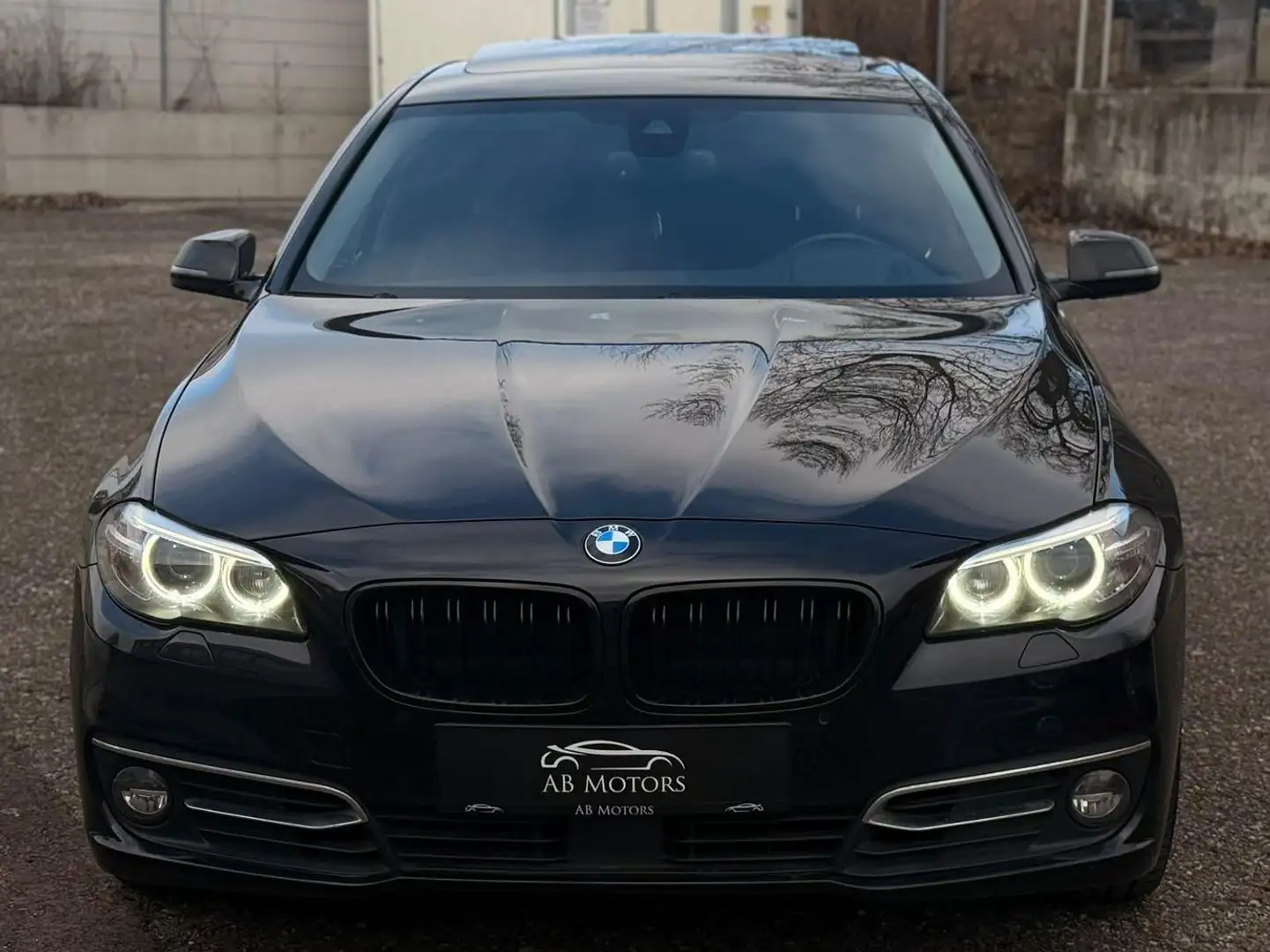 BMW 530 530 d xDrive Schwarz - 2