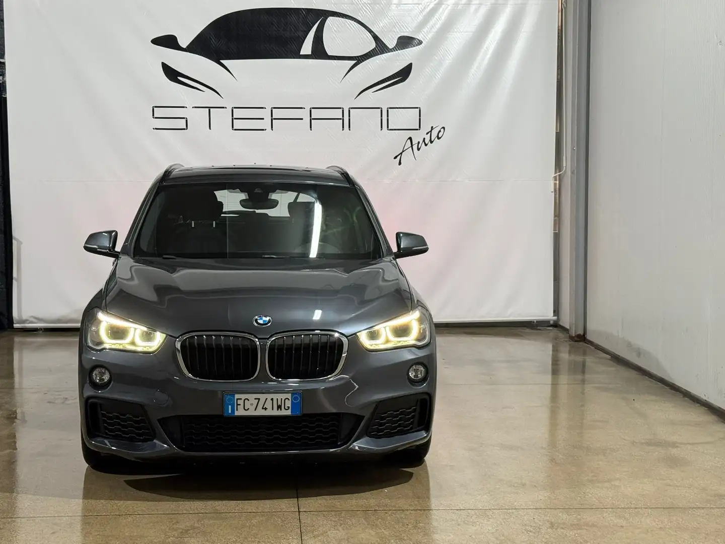 BMW X1 X1 xdrive20d Msport auto Grau - 2
