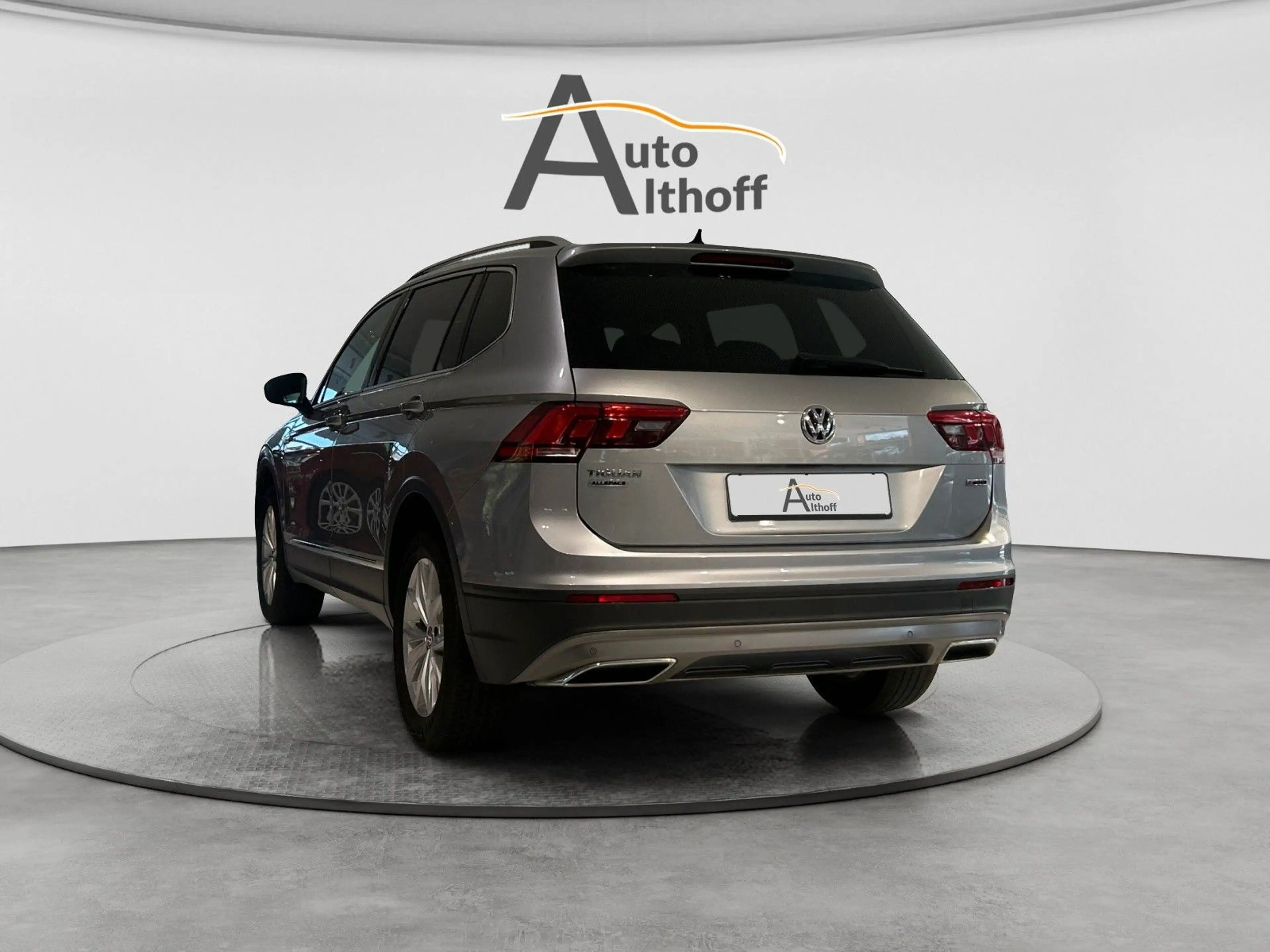 Volkswagen Tiguan Allspace Com. DSG 4M SITZ ACC — photo 4