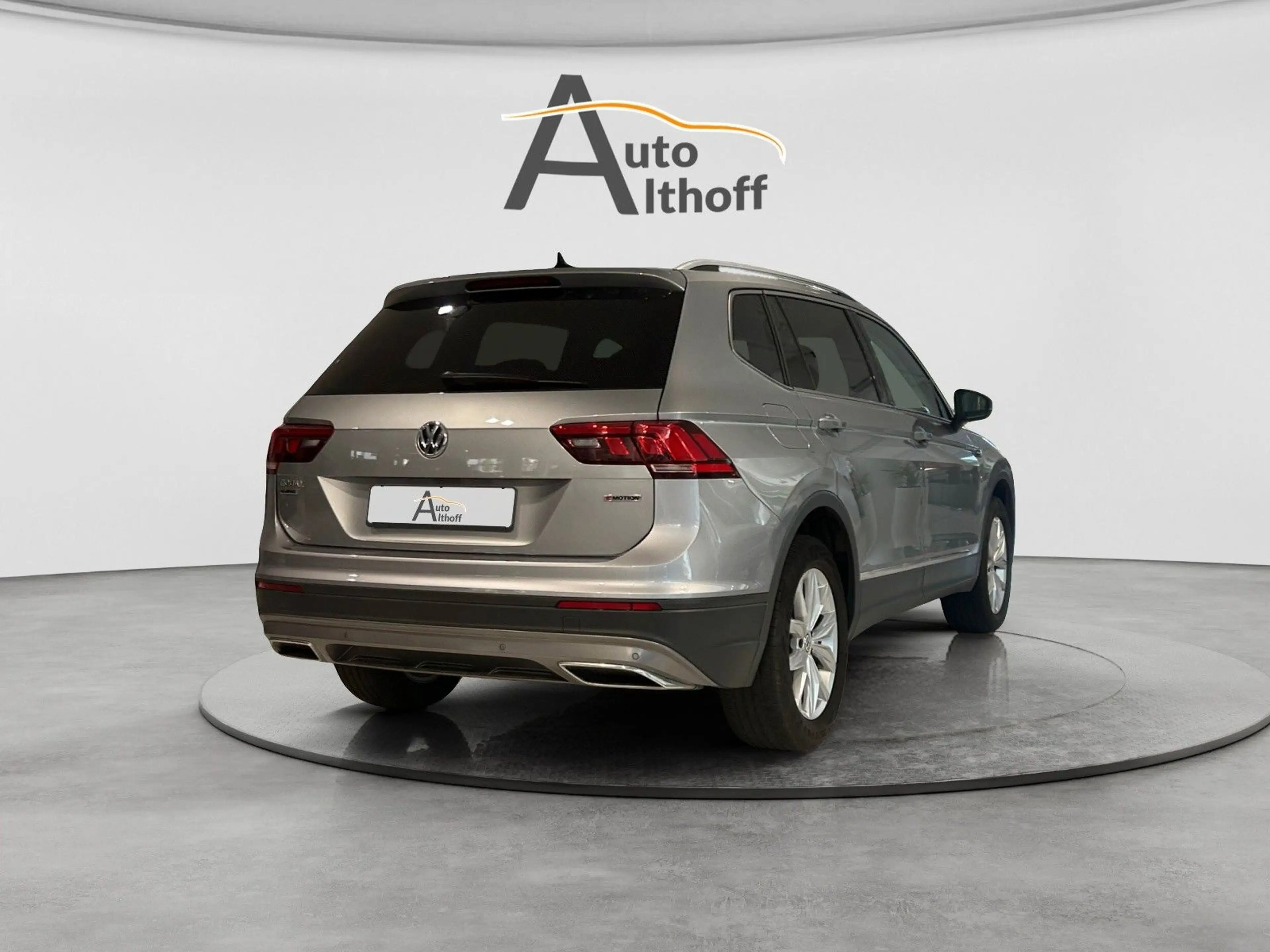 Volkswagen Tiguan Allspace Com. DSG 4M SITZ ACC — photo 6