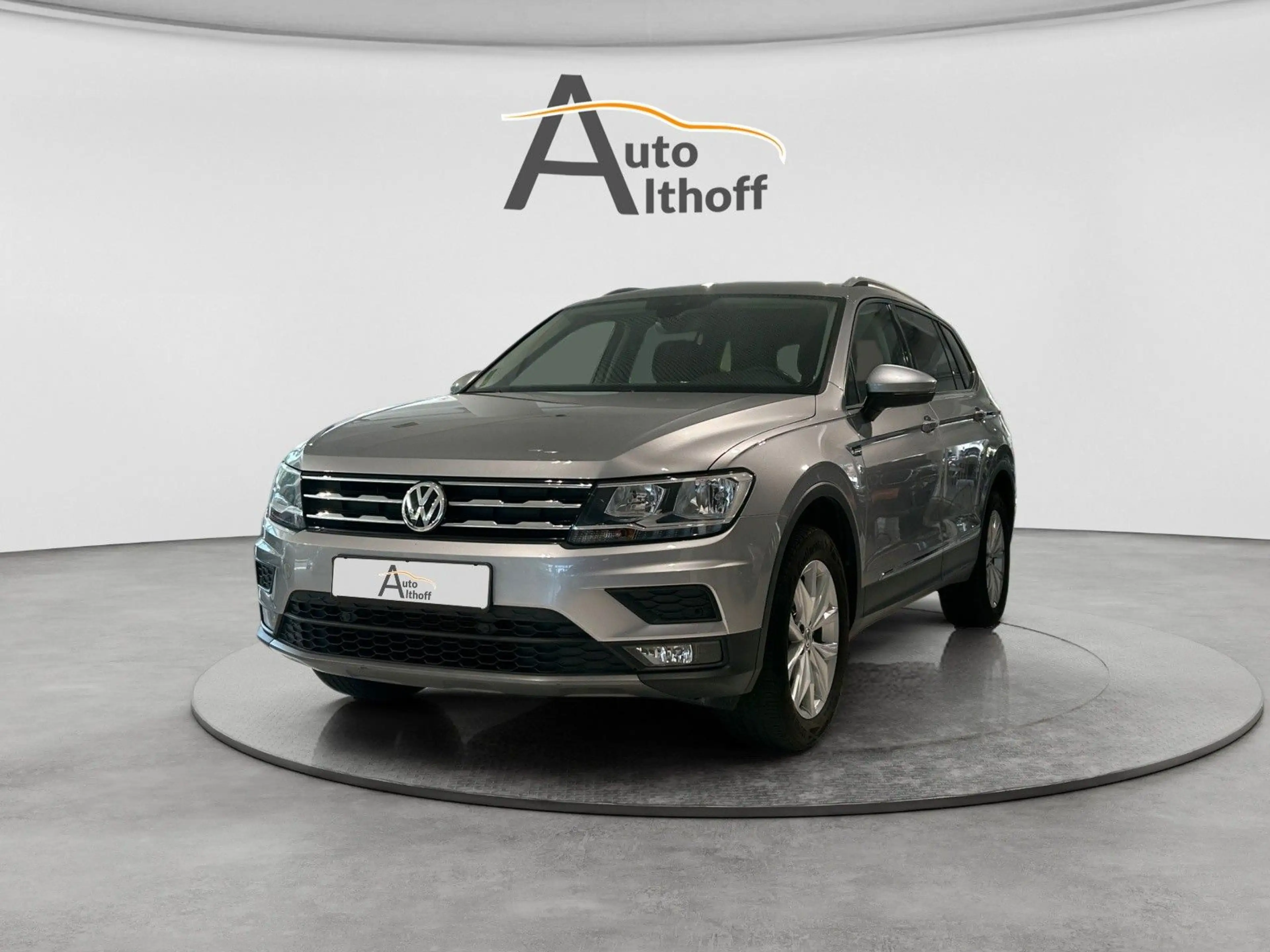 Volkswagen Tiguan Allspace Com. DSG 4M SITZ ACC — photo 3