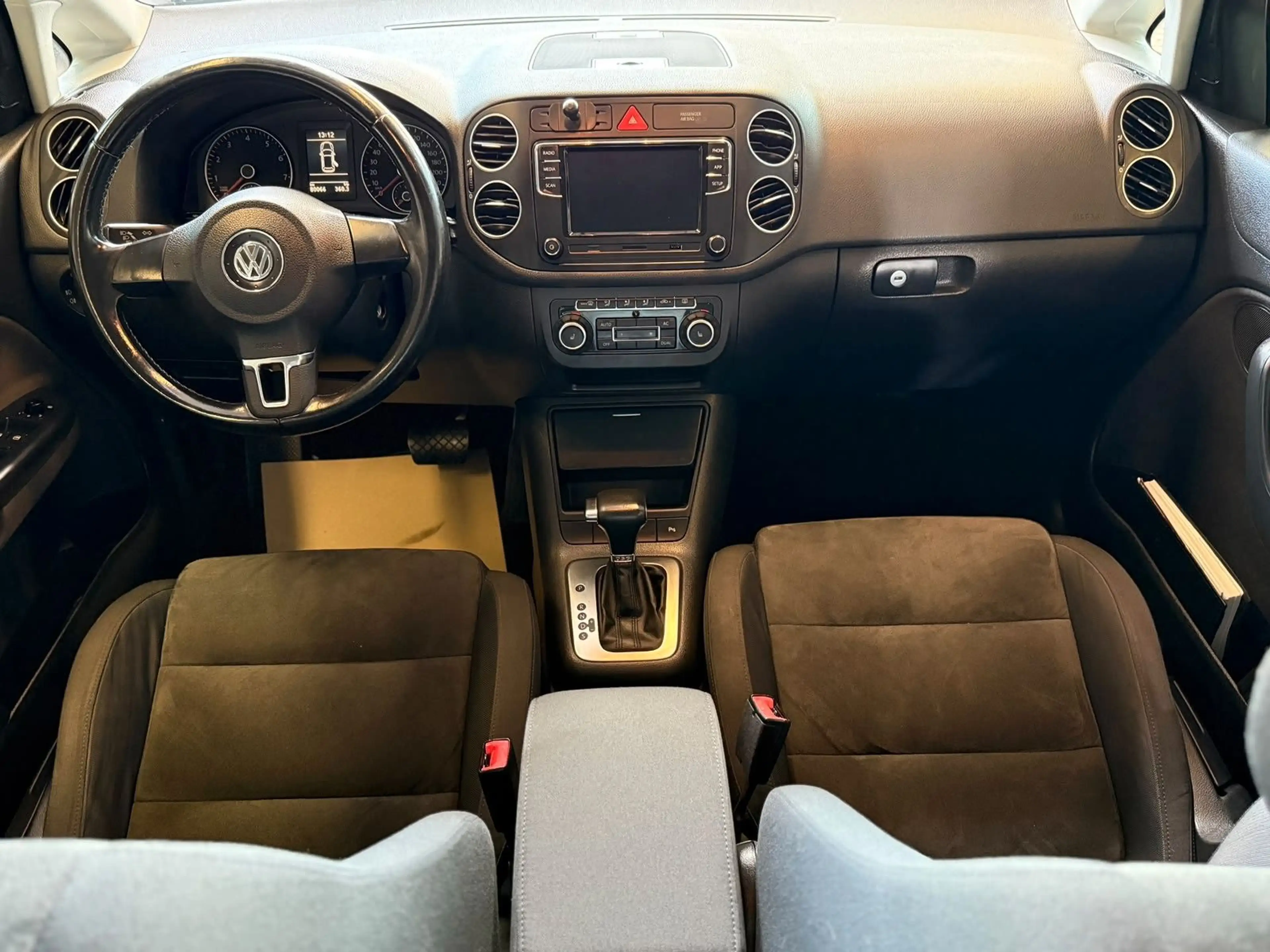 Volkswagen Golf Plus VI HighlineAutomatik / SHZ / Klimaauto — photo 15