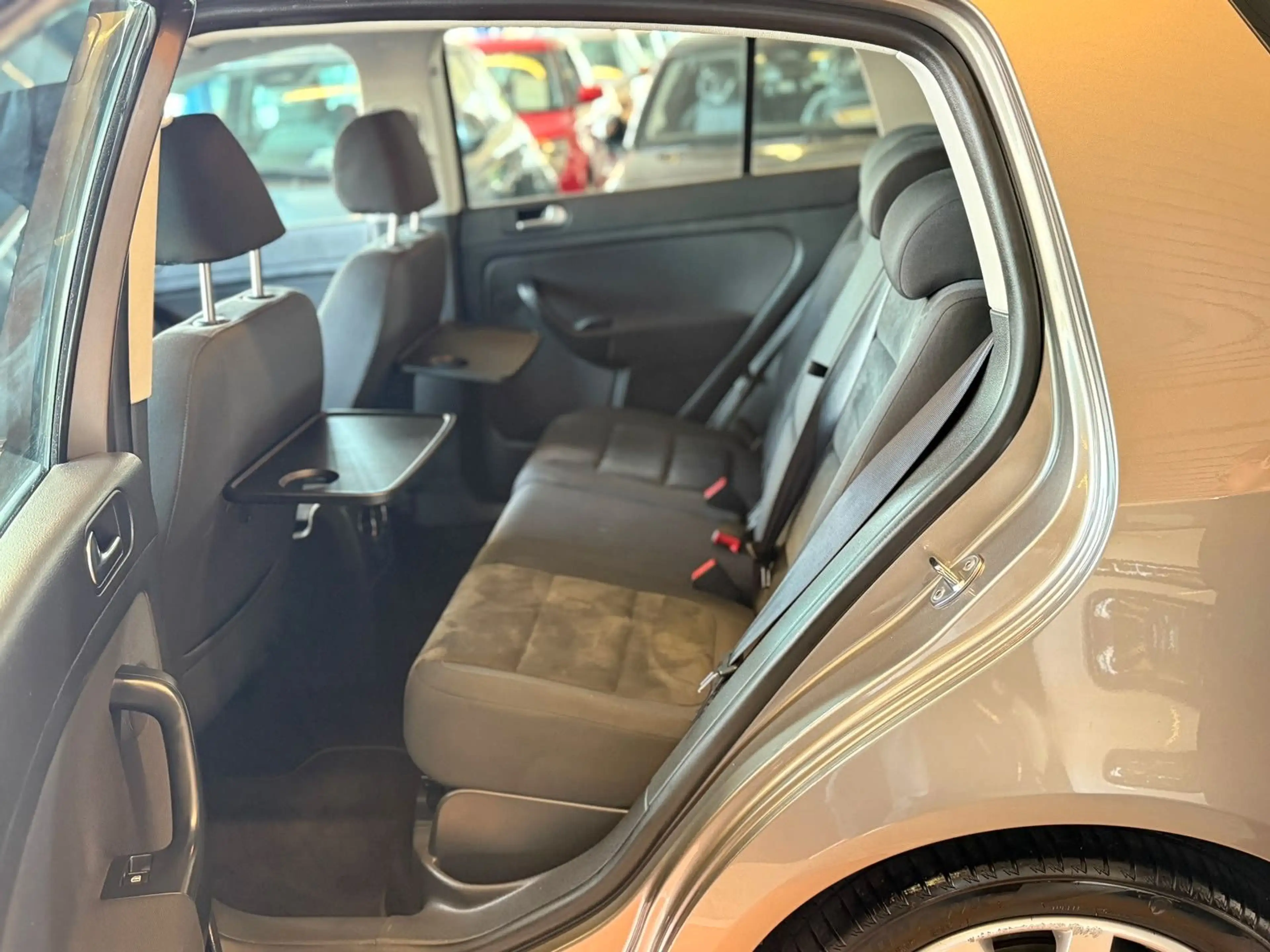 Volkswagen Golf Plus VI HighlineAutomatik / SHZ / Klimaauto — photo 10