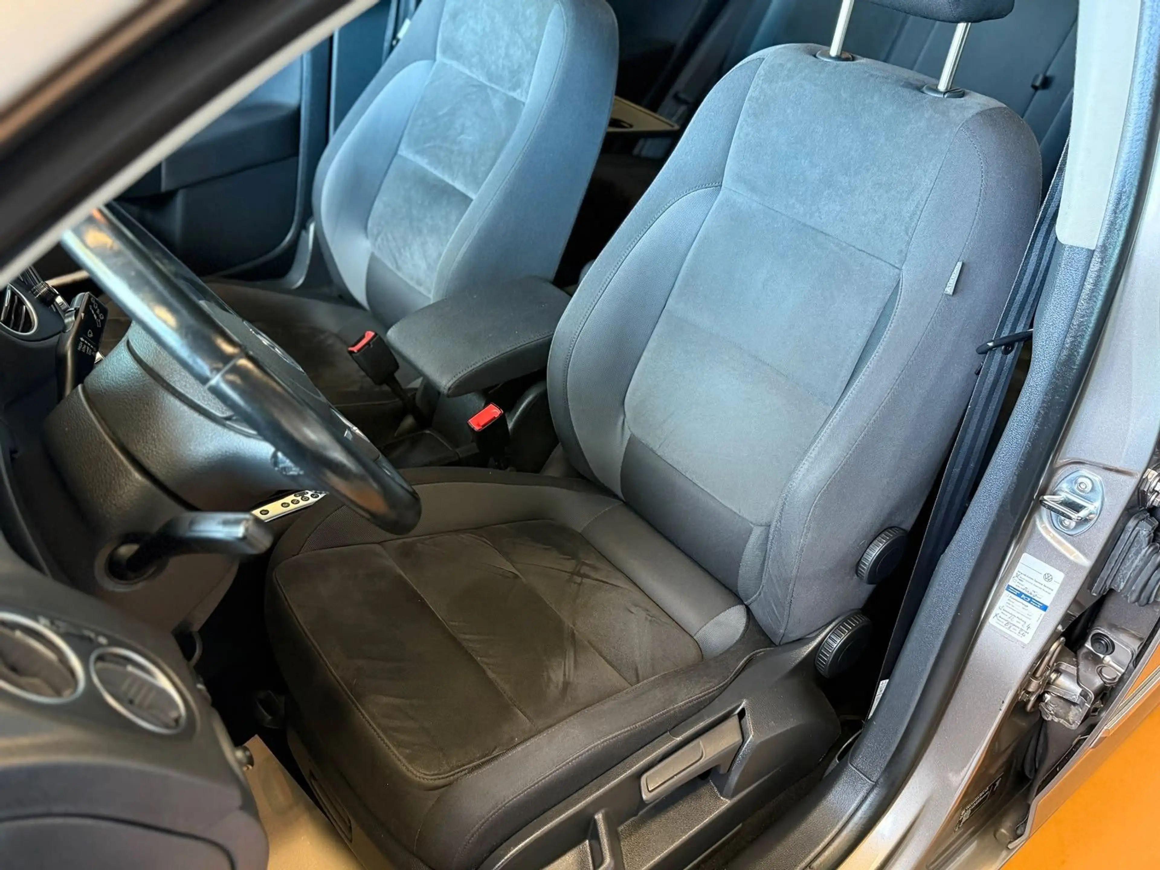 Volkswagen Golf Plus VI HighlineAutomatik / SHZ / Klimaauto — photo 8