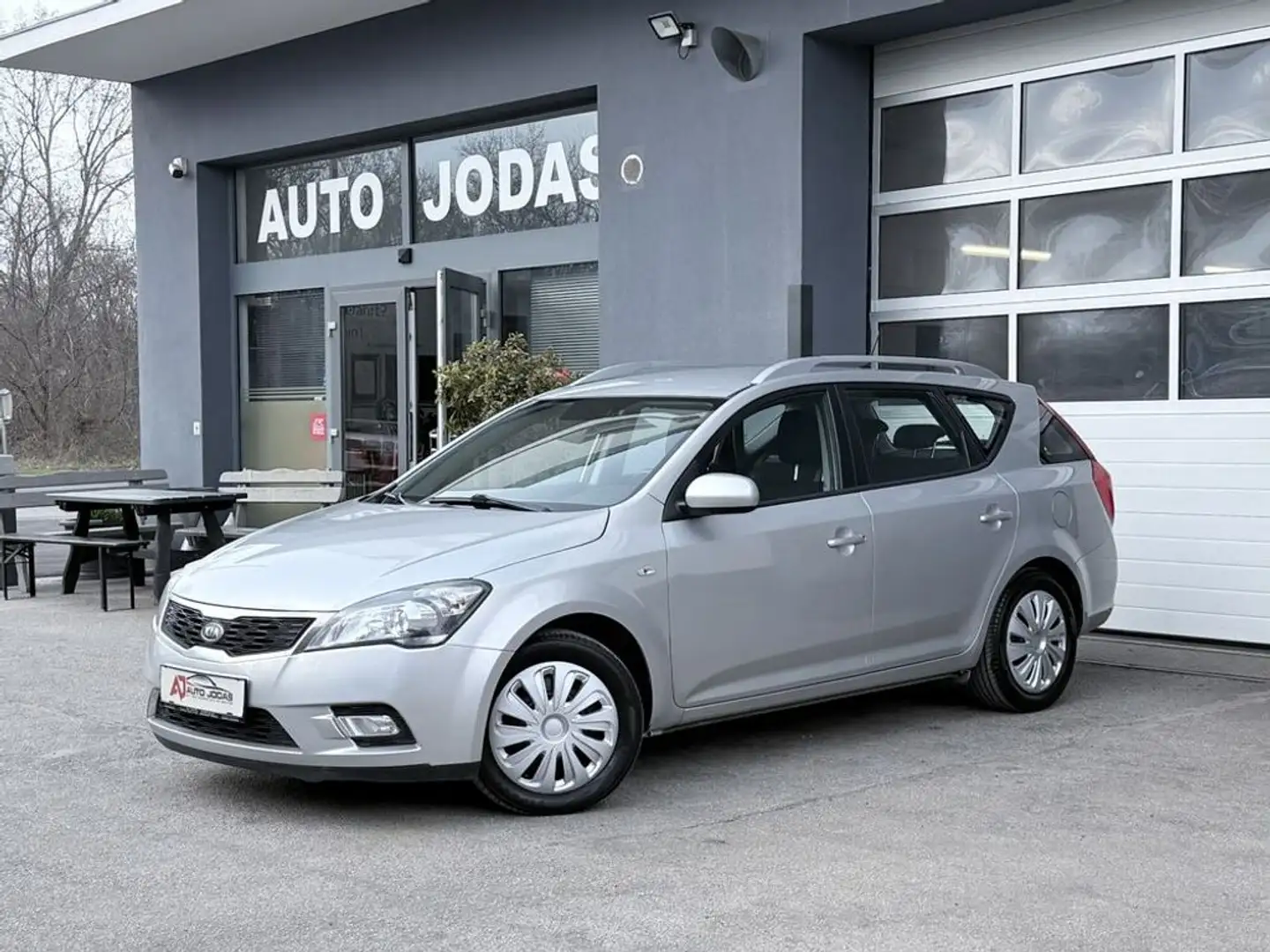 Kia Ceed SW / cee'd SW 1.4 CVVT Motion **Freisprech/Klimaaut.** Grau - 2