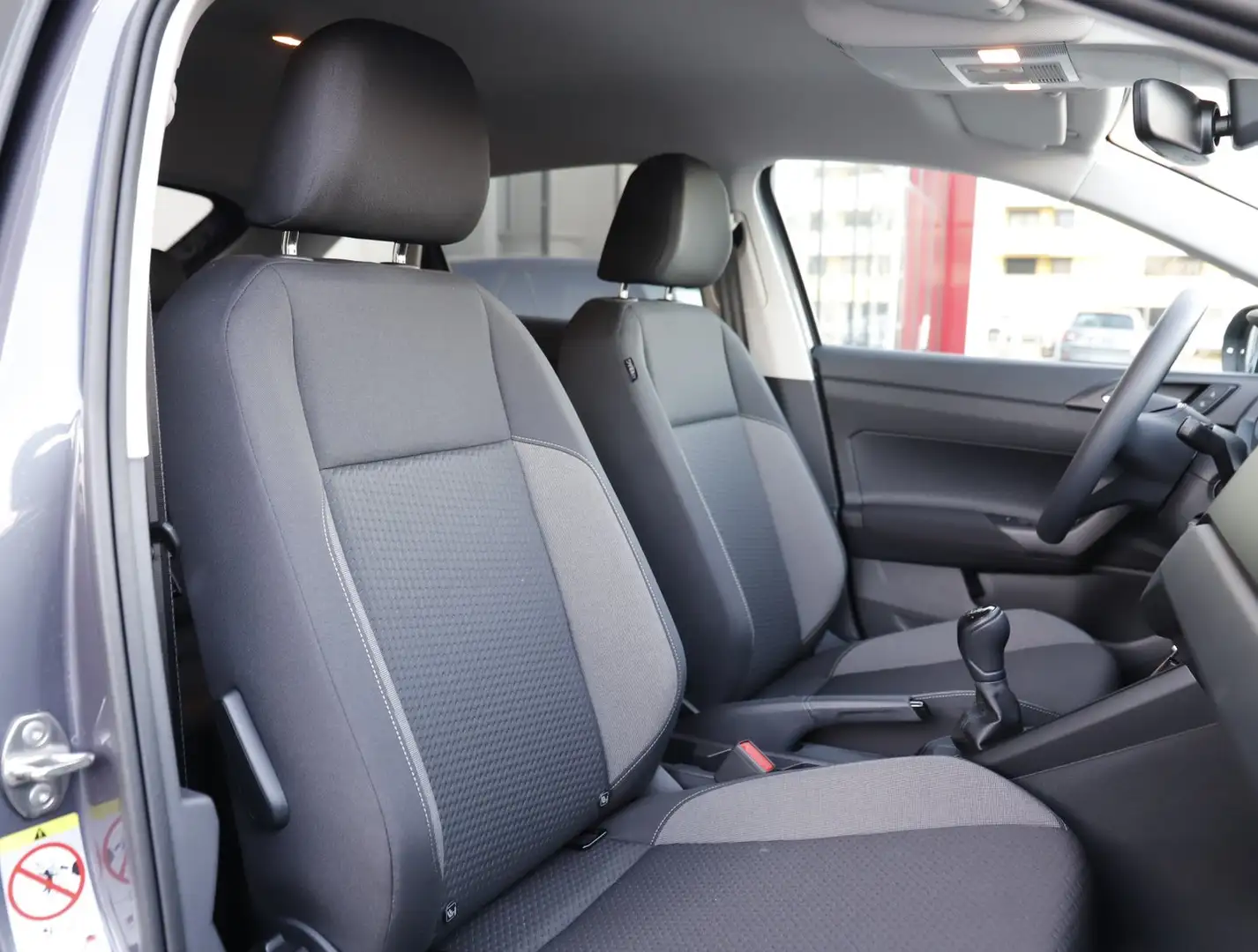 Volkswagen Taigo 4Me TSI Grigio - 2