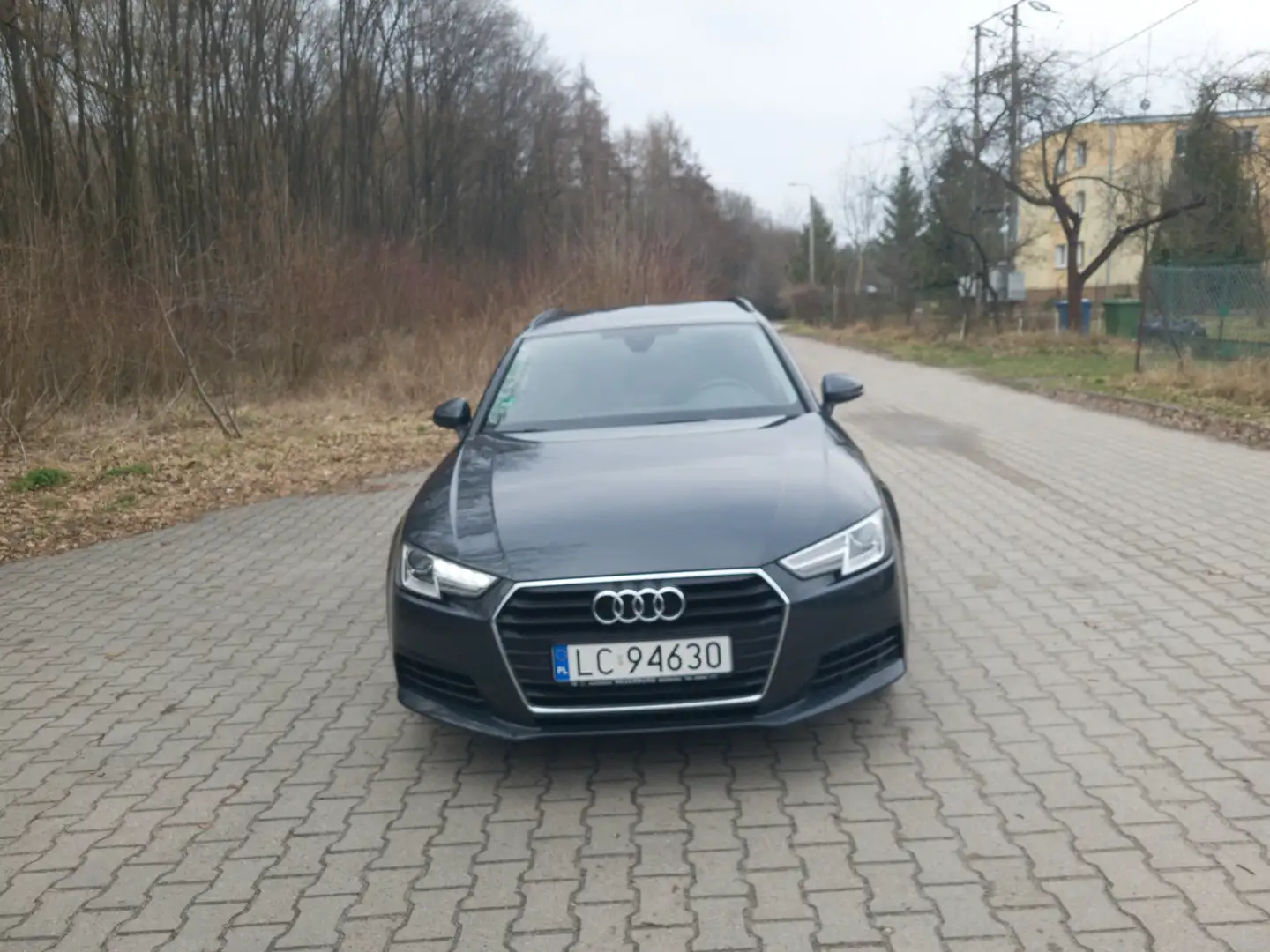 Audi A4 Avant A4B9  2.0 TDI 150ps - 2
