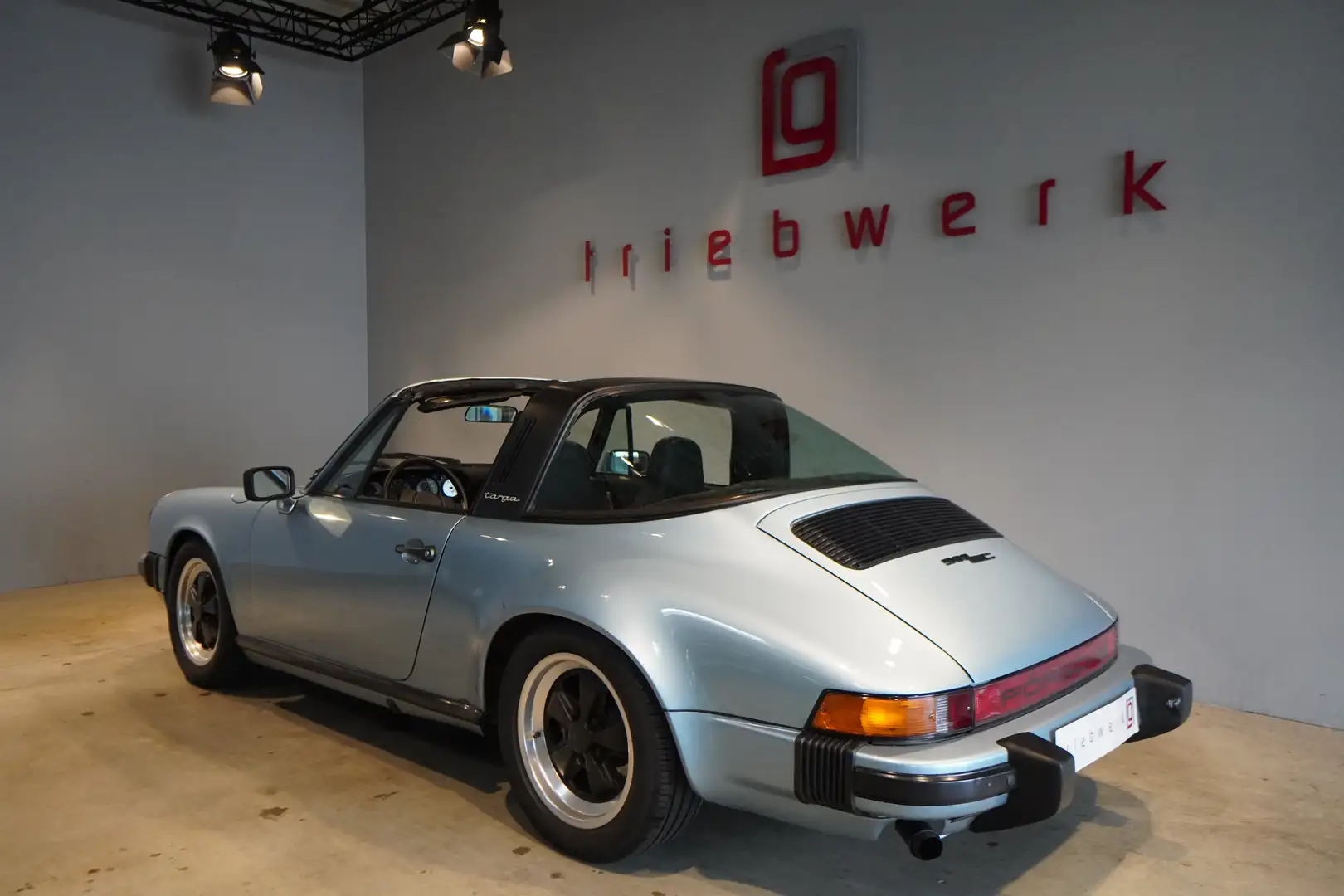 Porsche 911 SC Targa -Frameoff Restauration-Zustand 2 Albastru - 2