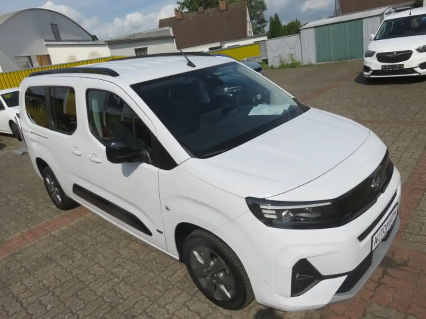 Opel Combo Life GS XL 7Sitze Automatik Белый - 1