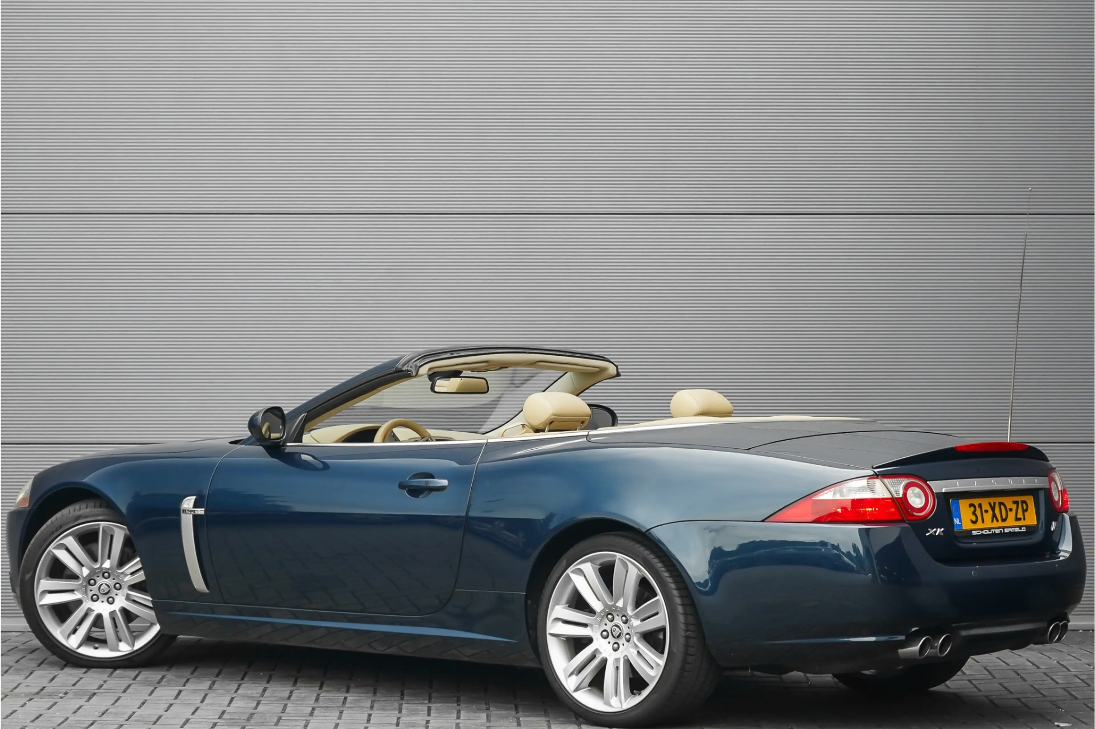 Jaguar XKR 4.2 V8 Convertible 417PK Indigo Blue NL Auto — photo 13