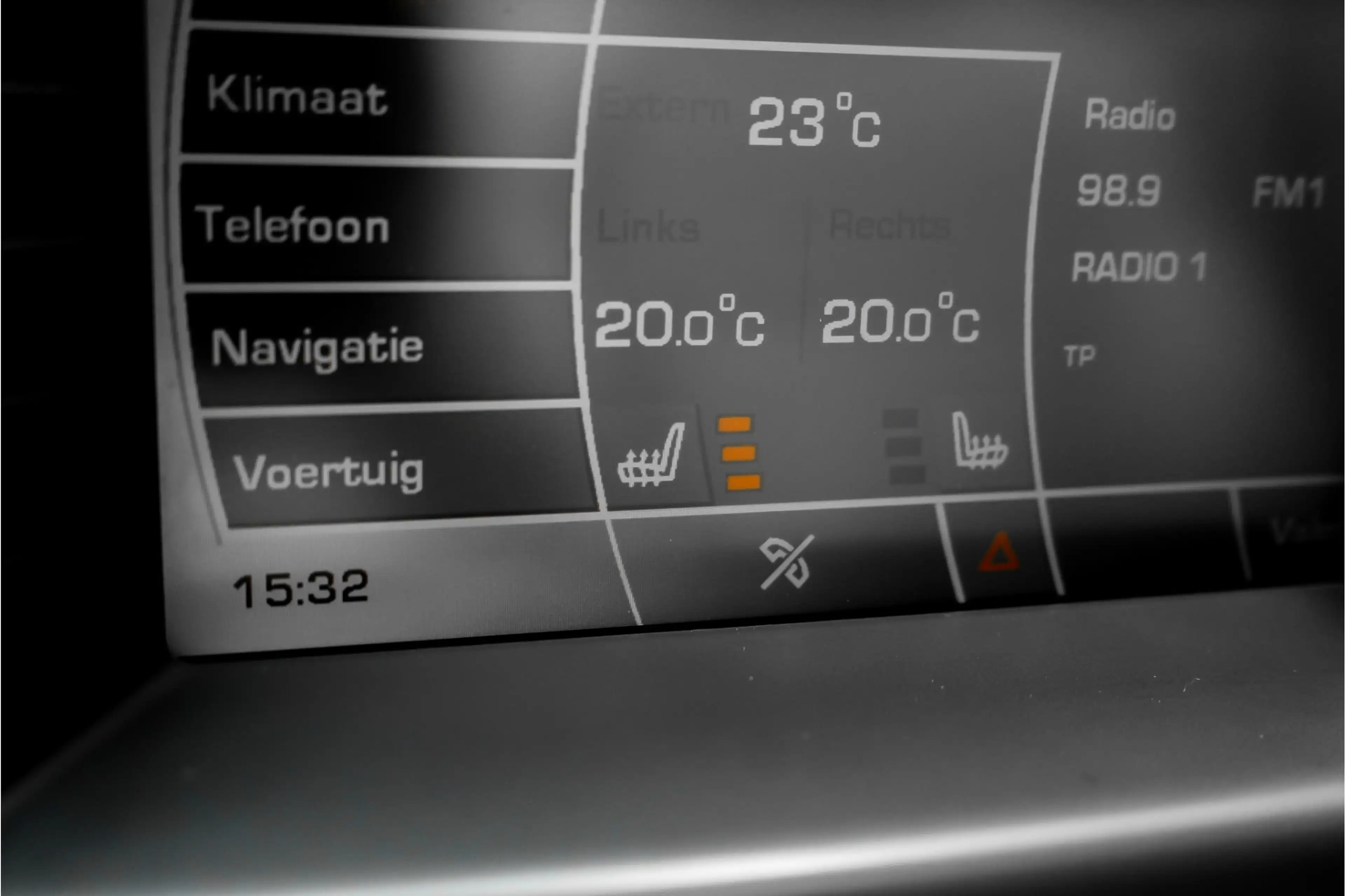Jaguar XKR 4.2 V8 Convertible 417PK Indigo Blue NL Auto — photo 27