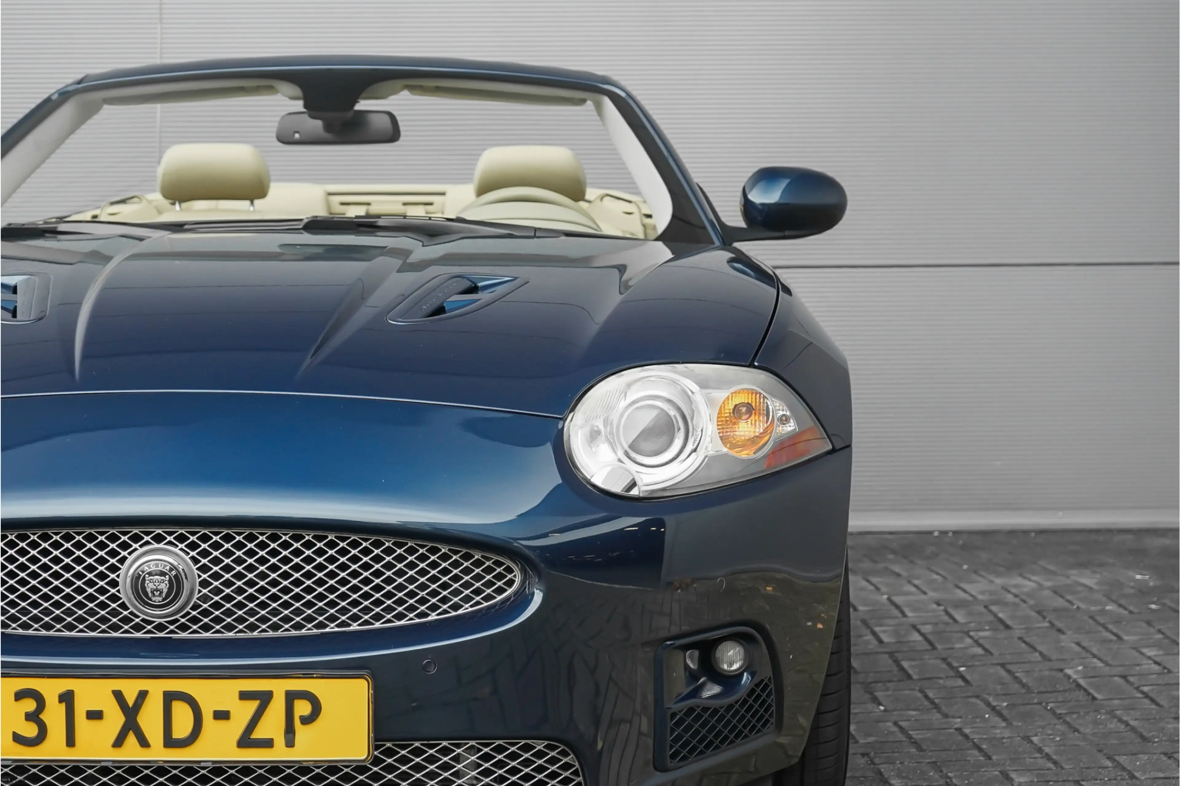 Jaguar XKR 4.2 V8 Convertible 417PK Indigo Blue NL Auto — photo 17